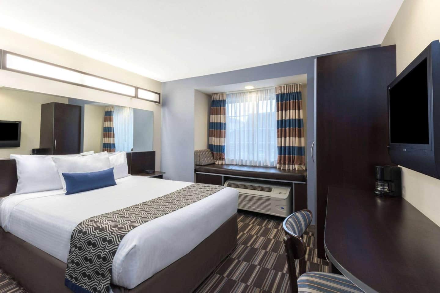 Microtel Inn & Suites by Wyndham Baton Rouge Airport