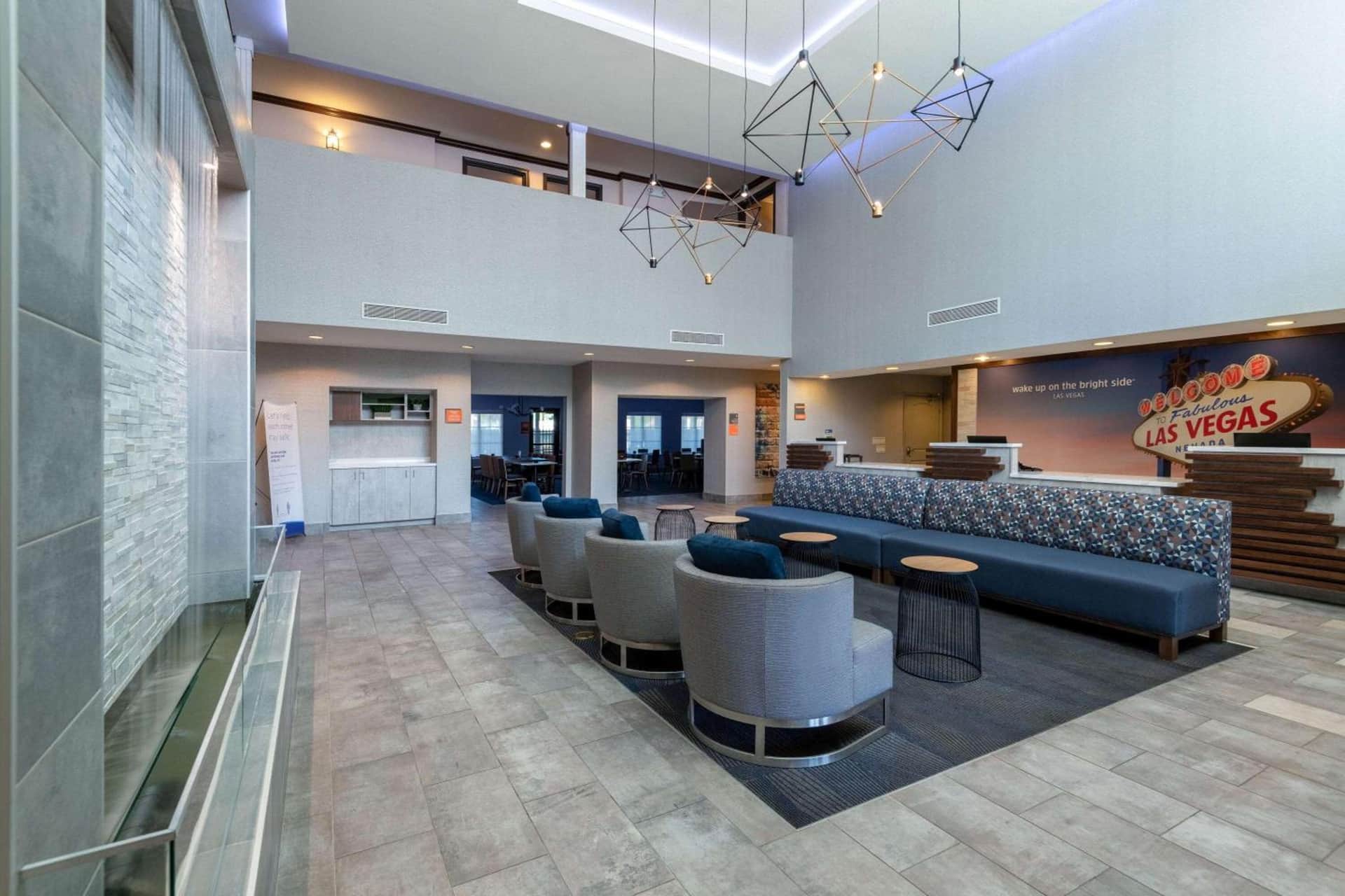 La Quinta Inn & Suites by Wyndham Las Vegas Airport South