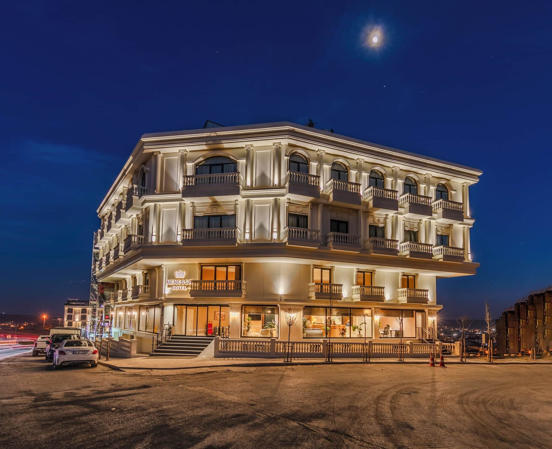 Nenessa Airport Hotel