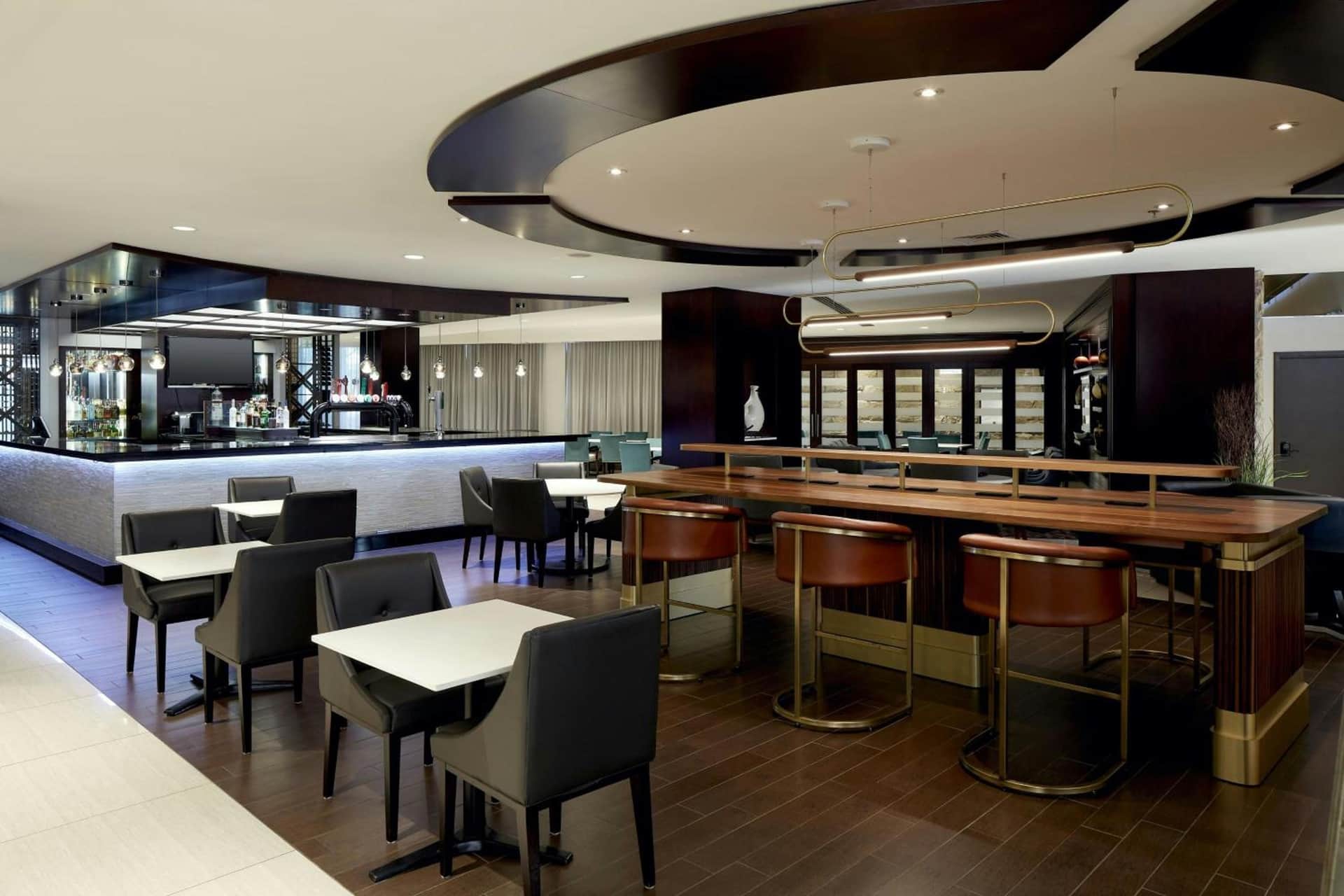 Sheraton Montreal Airport Hotel