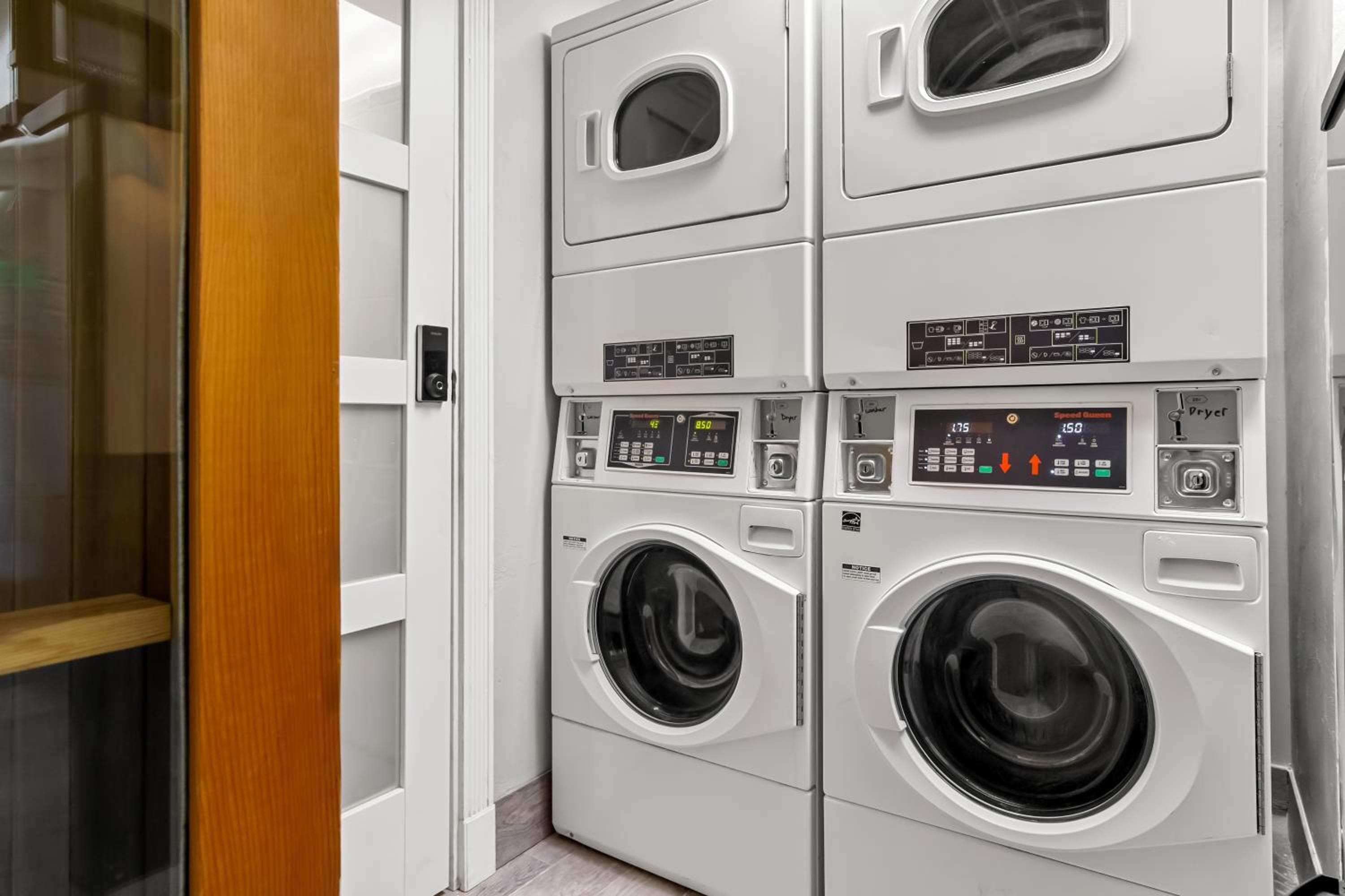 Ocean Sands Beach Boutique Inn