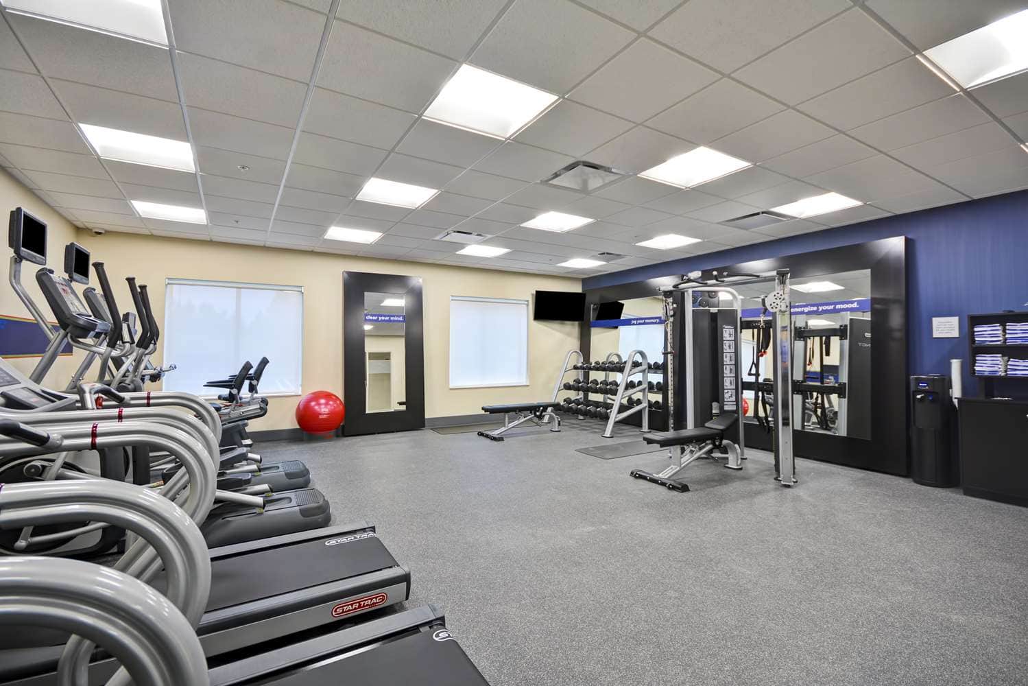 Hampton Inn Livonia Detroit