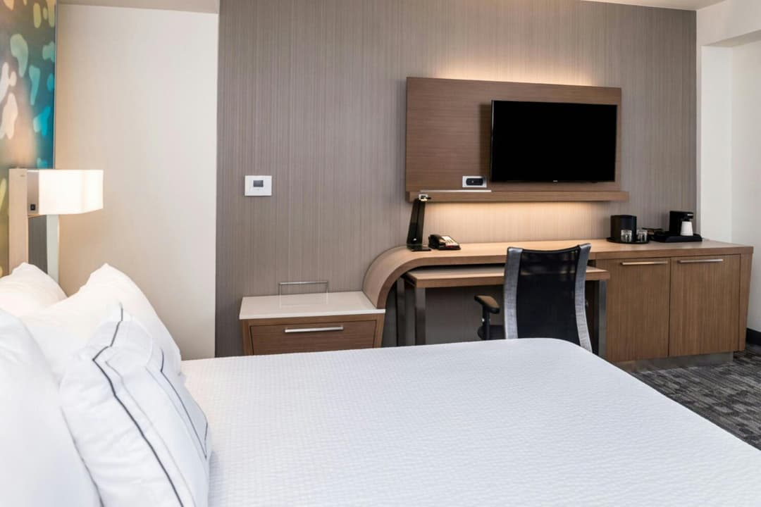 Courtyard by Marriott Detroit Farmington