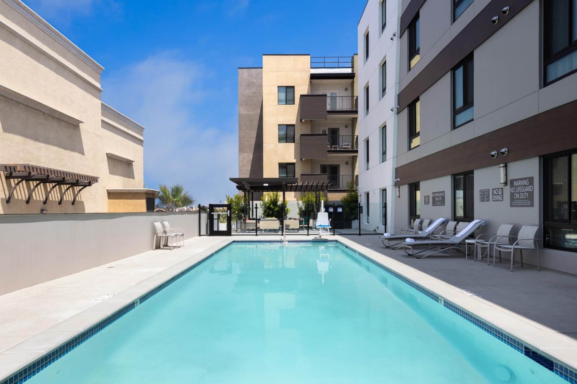 Holiday Inn & Suites Monterey Park Los Angeles, an IHG Hotel