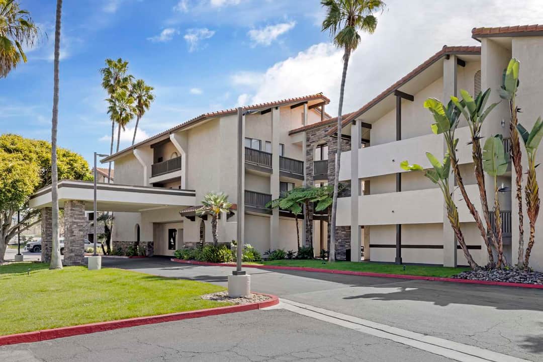 Best Western Carlsbad by the Sea