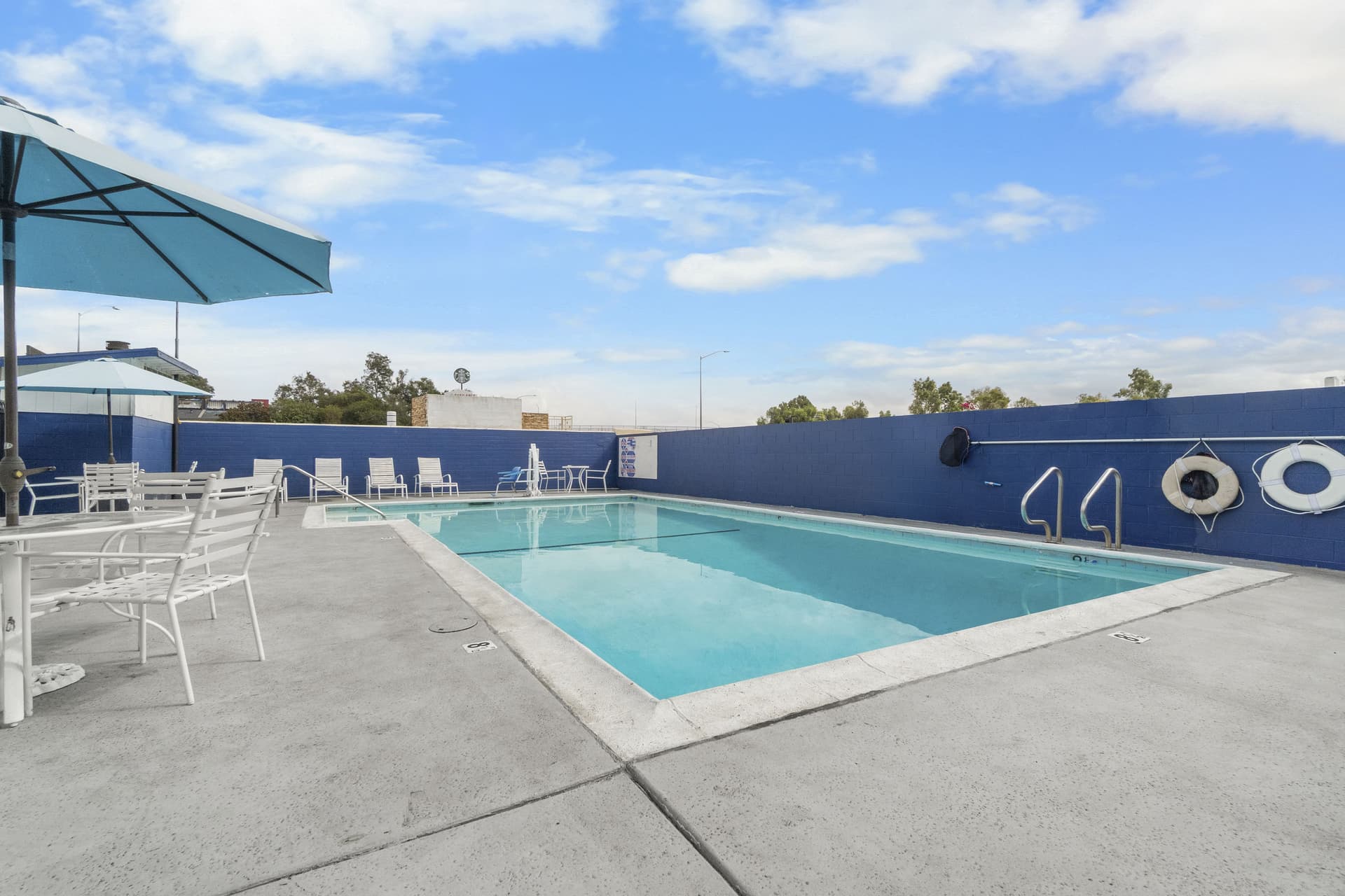 Travelodge by Wyndham Fairplex Pomona