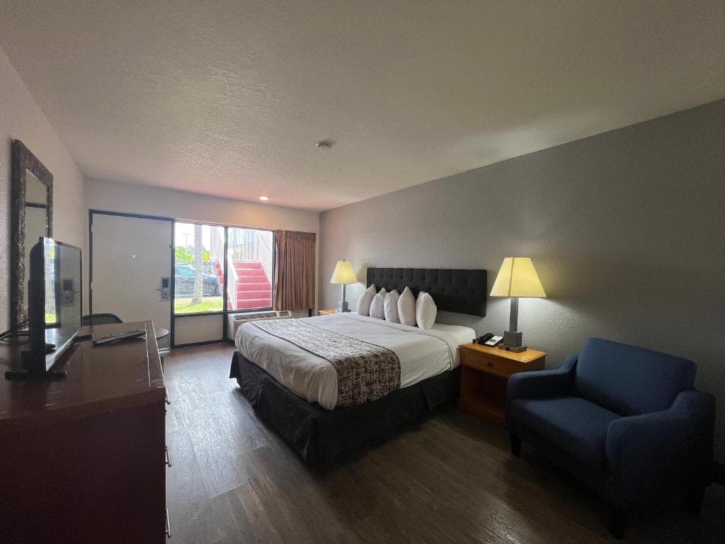 Garden Inn Homestead
