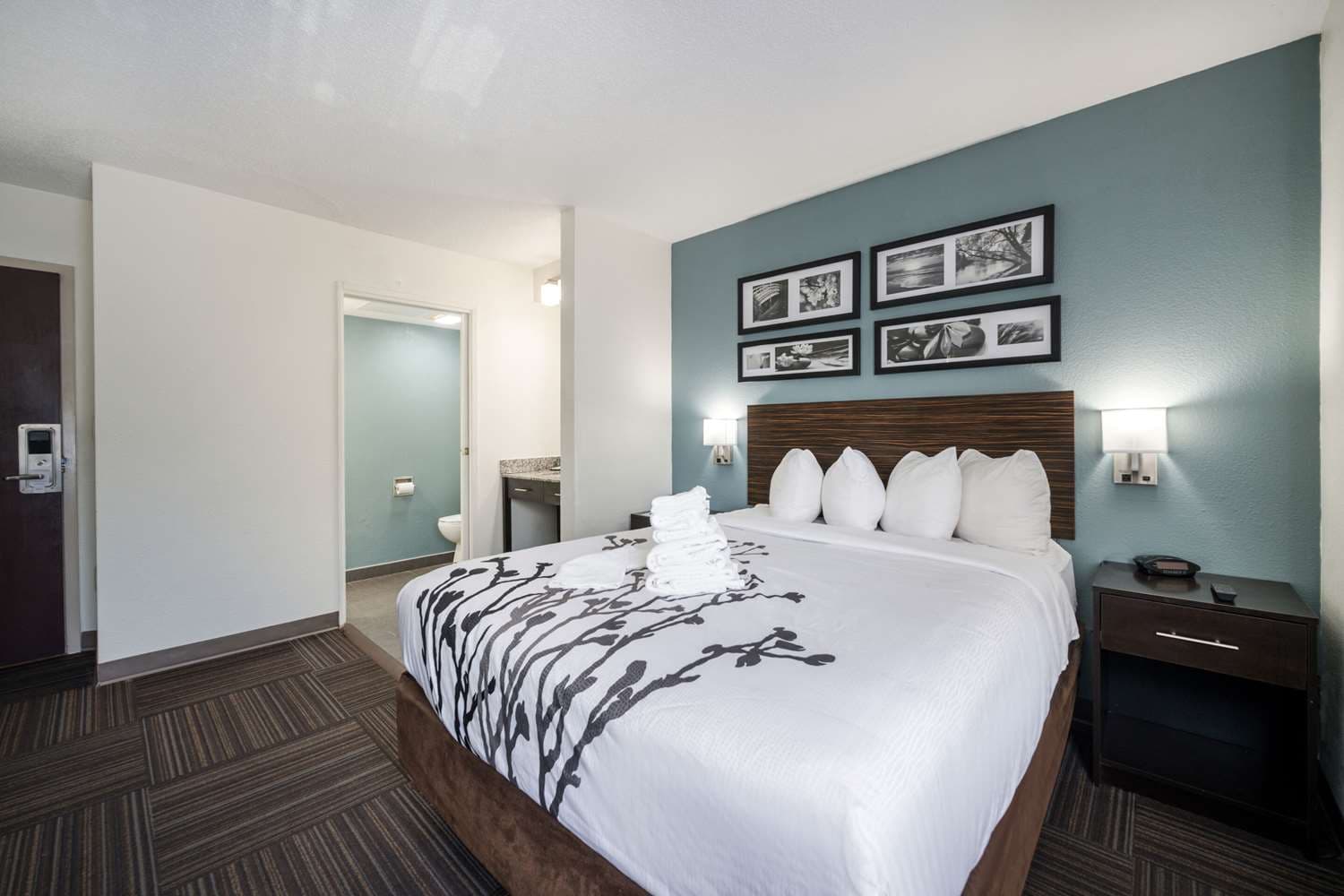 Sleep Inn & Suites Chesapeake – Portsmouth