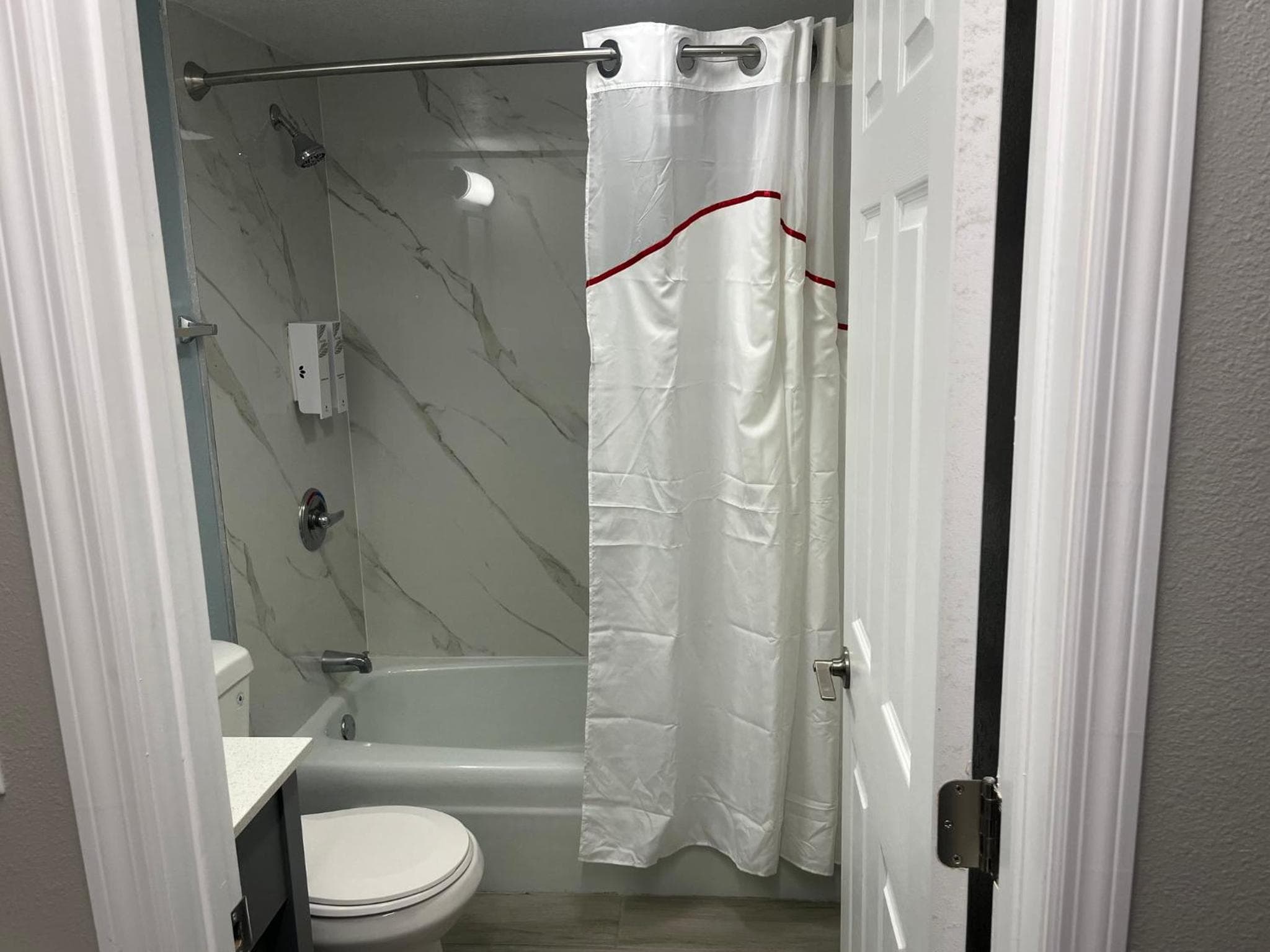 HomeTowne Suites Athens TN