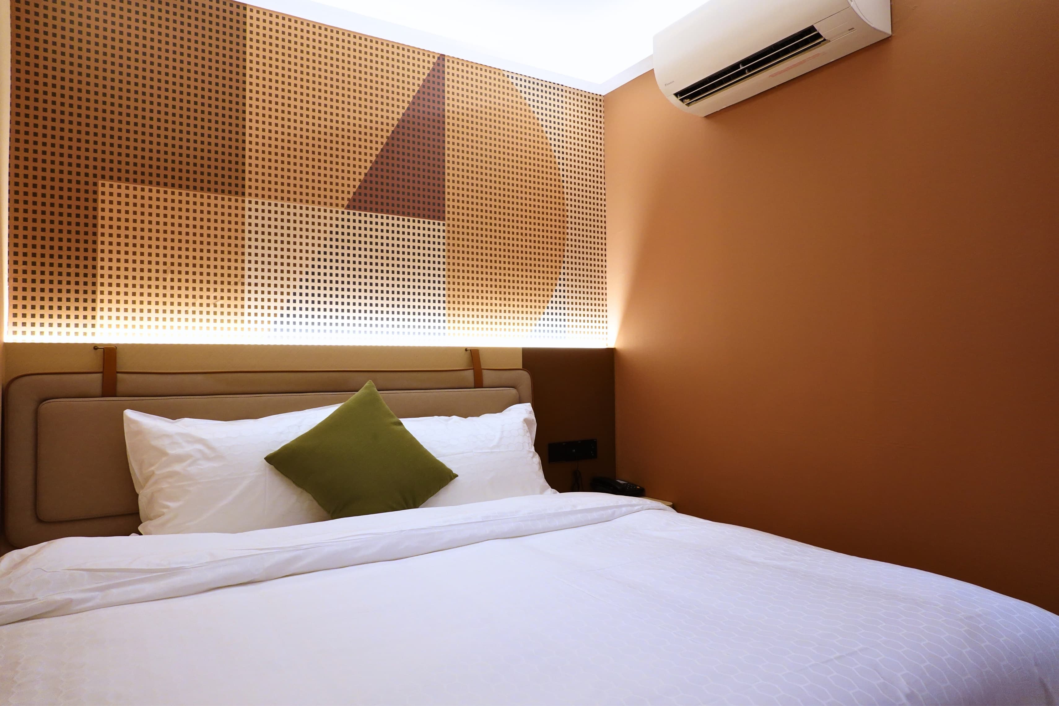 A Hotel Farrer Park - Newly Renovated