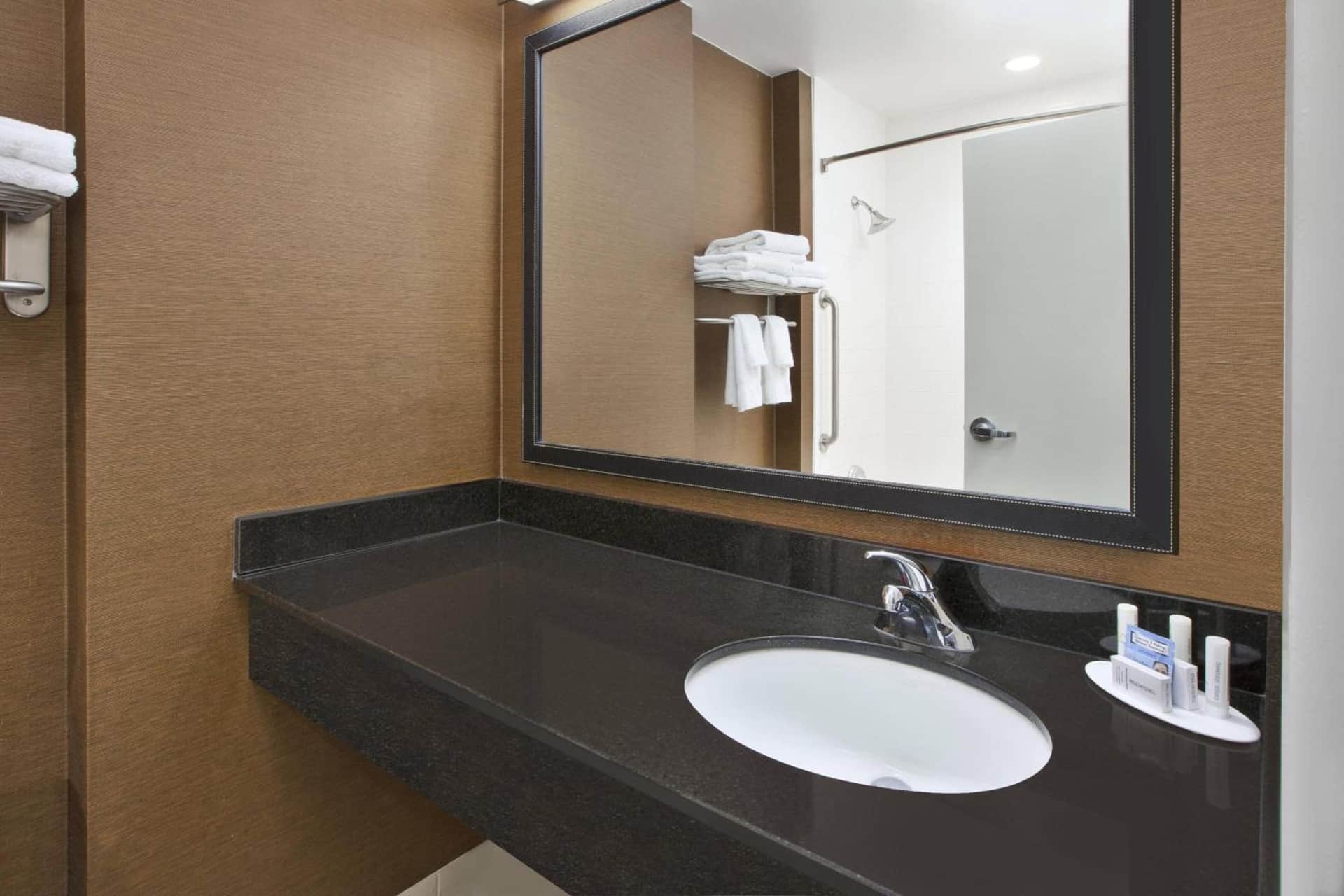 Fairfield Inn & Suites Milwaukee Downtown