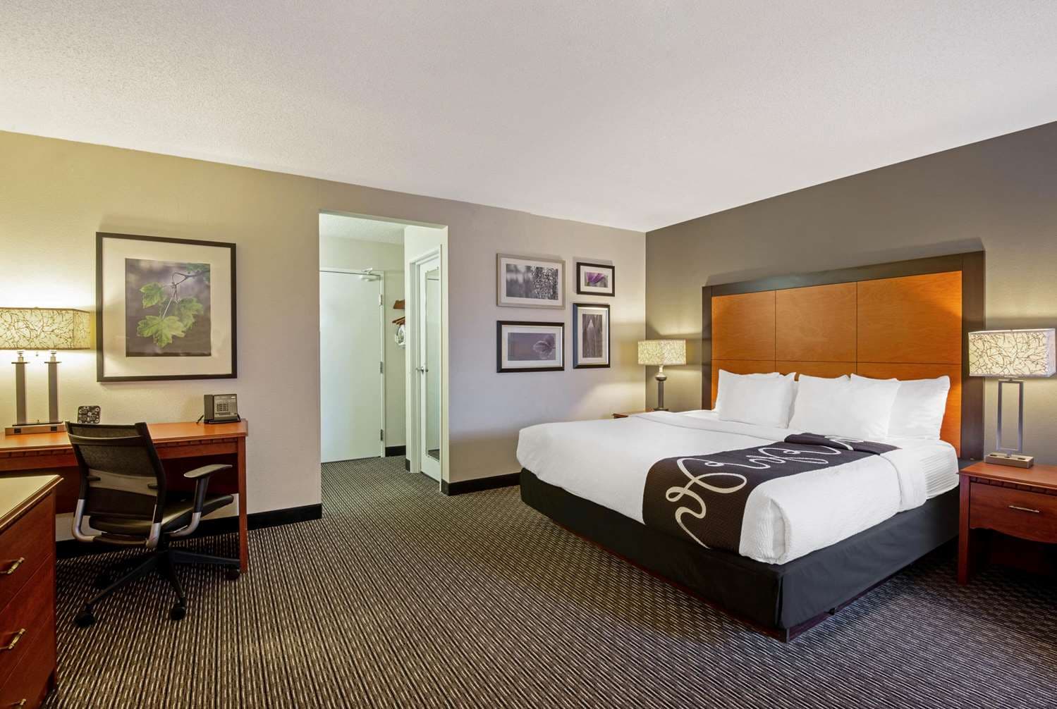 La Quinta by Wyndham Harrisburg Airport Hershey