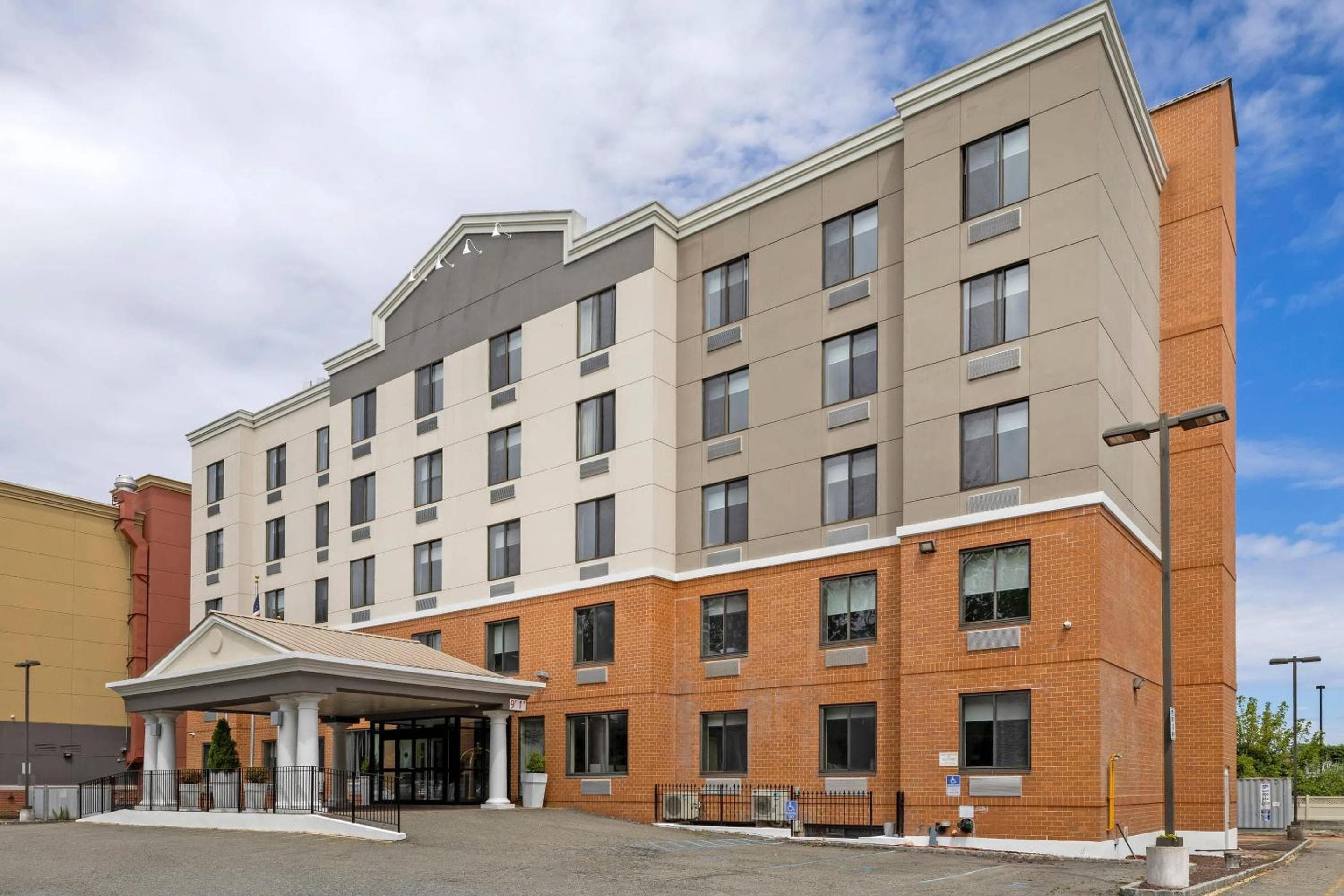 Country Inn & Suites by Radisson, Staten Island