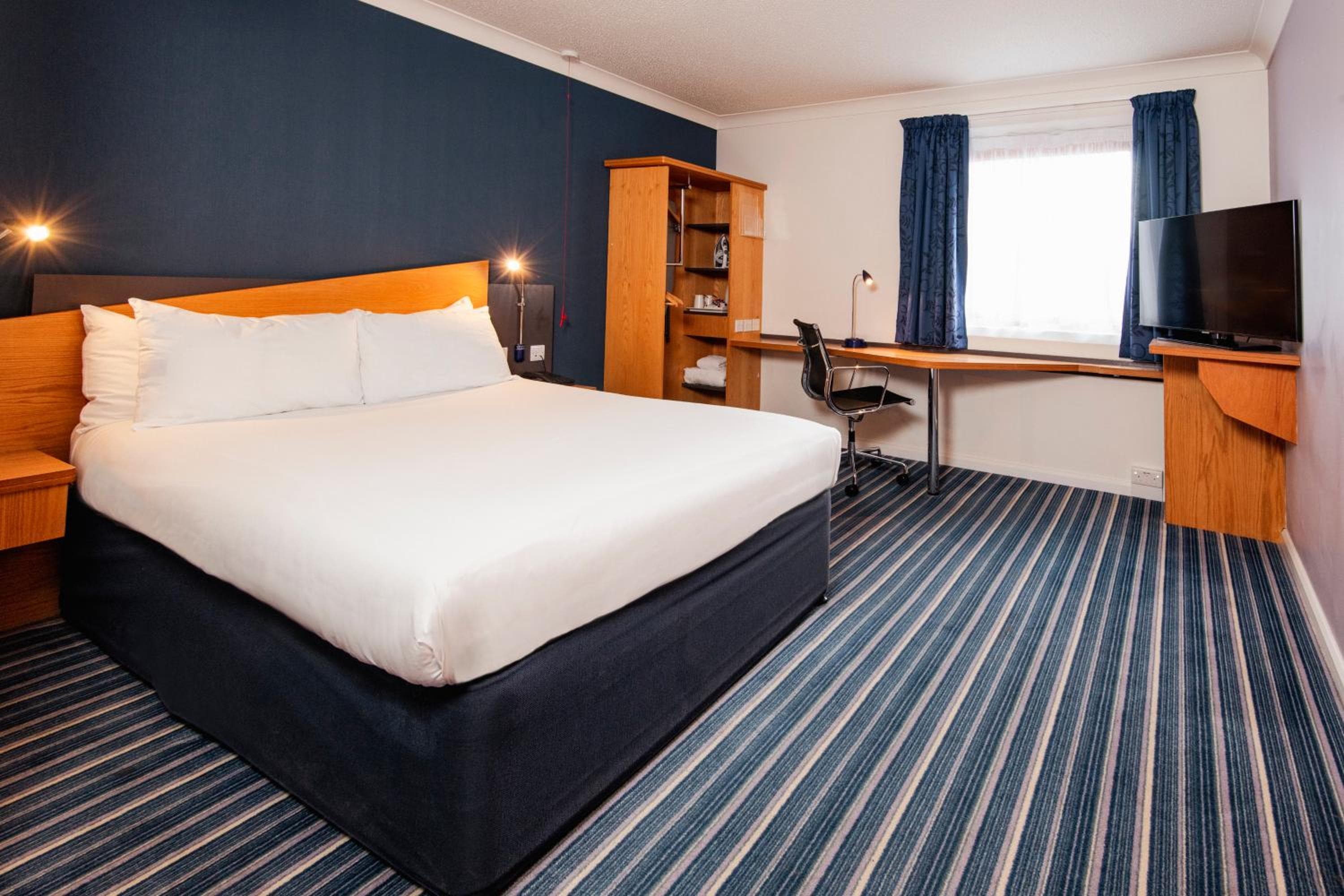 Holiday Inn Express - Bristol City Centre