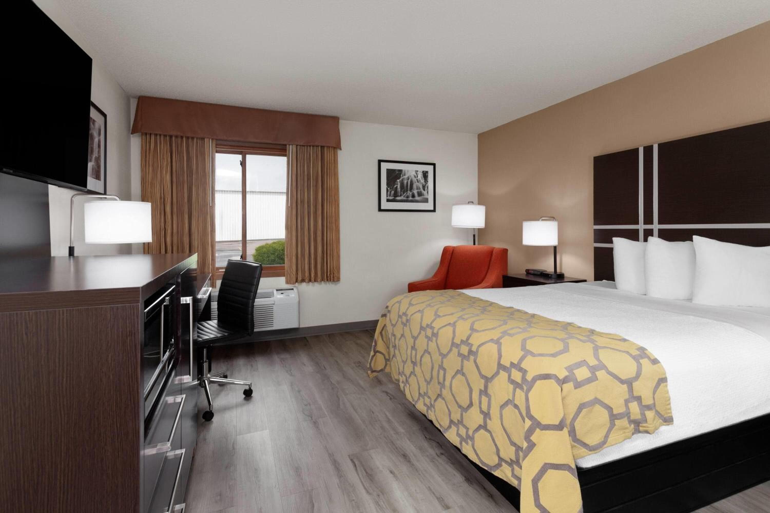 Baymont by Wyndham Green Bay