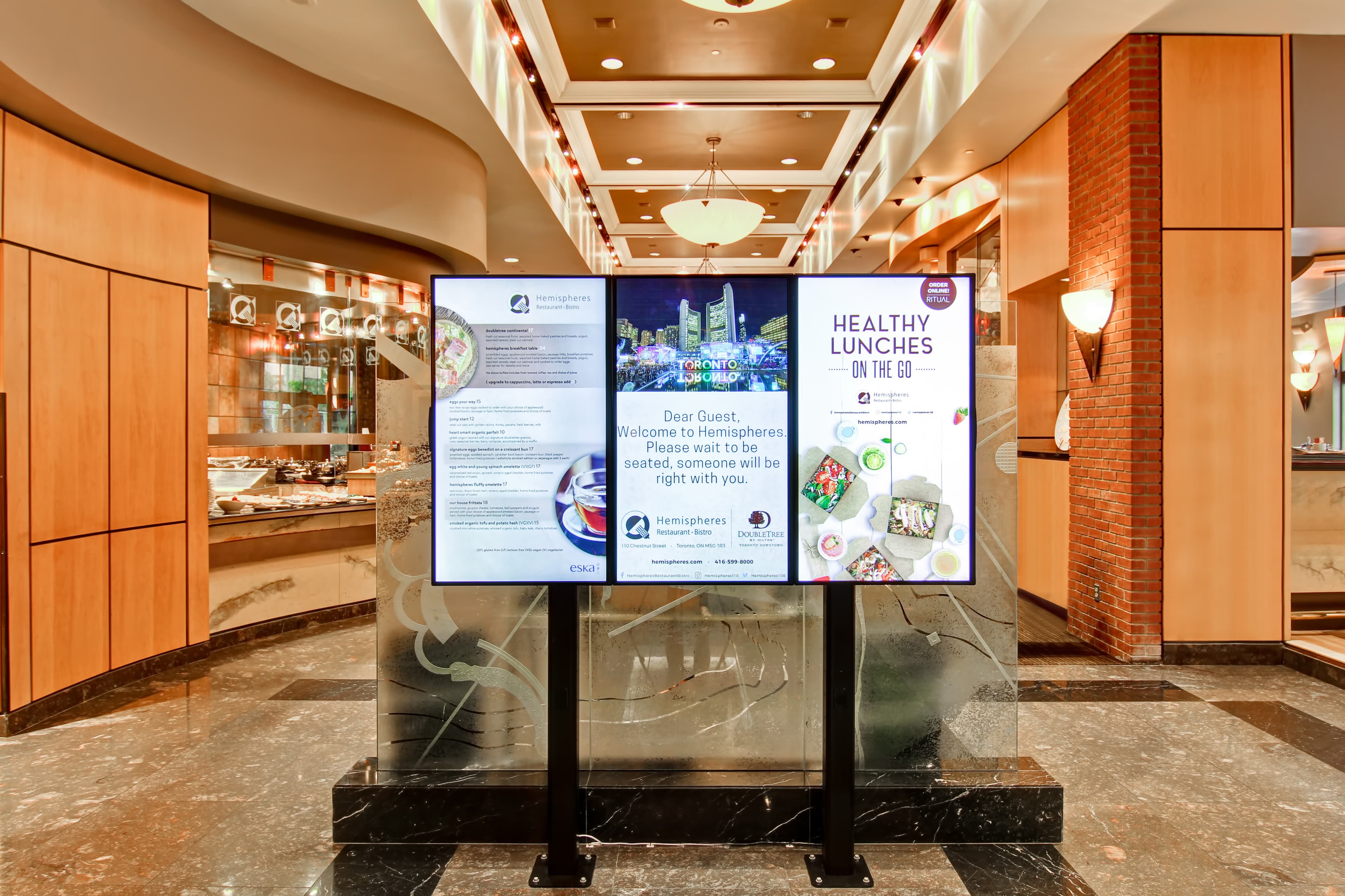 DoubleTree by Hilton Toronto Downtown