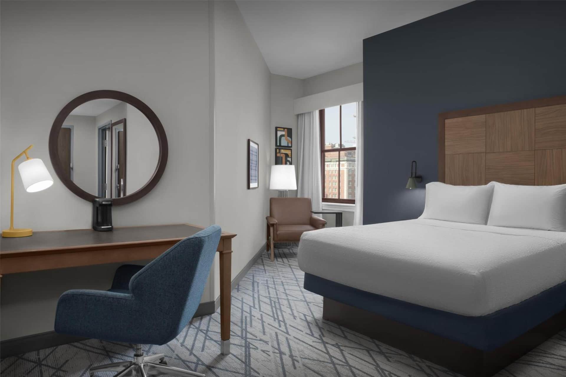 Hampton Inn Indianapolis Downtown Across from Circle Center