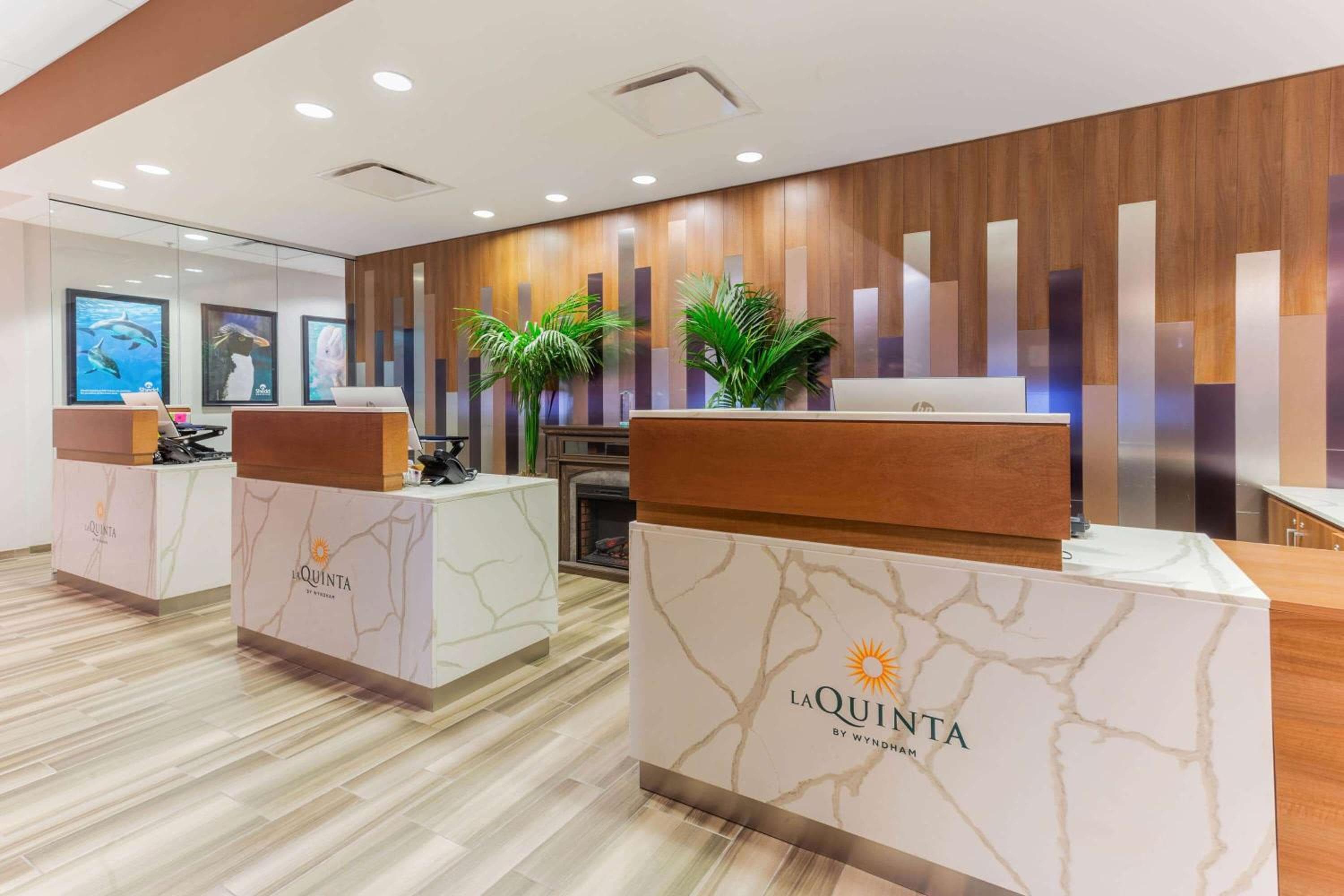 La Quinta Inn & Suites by Wyndham Chicago Downtown