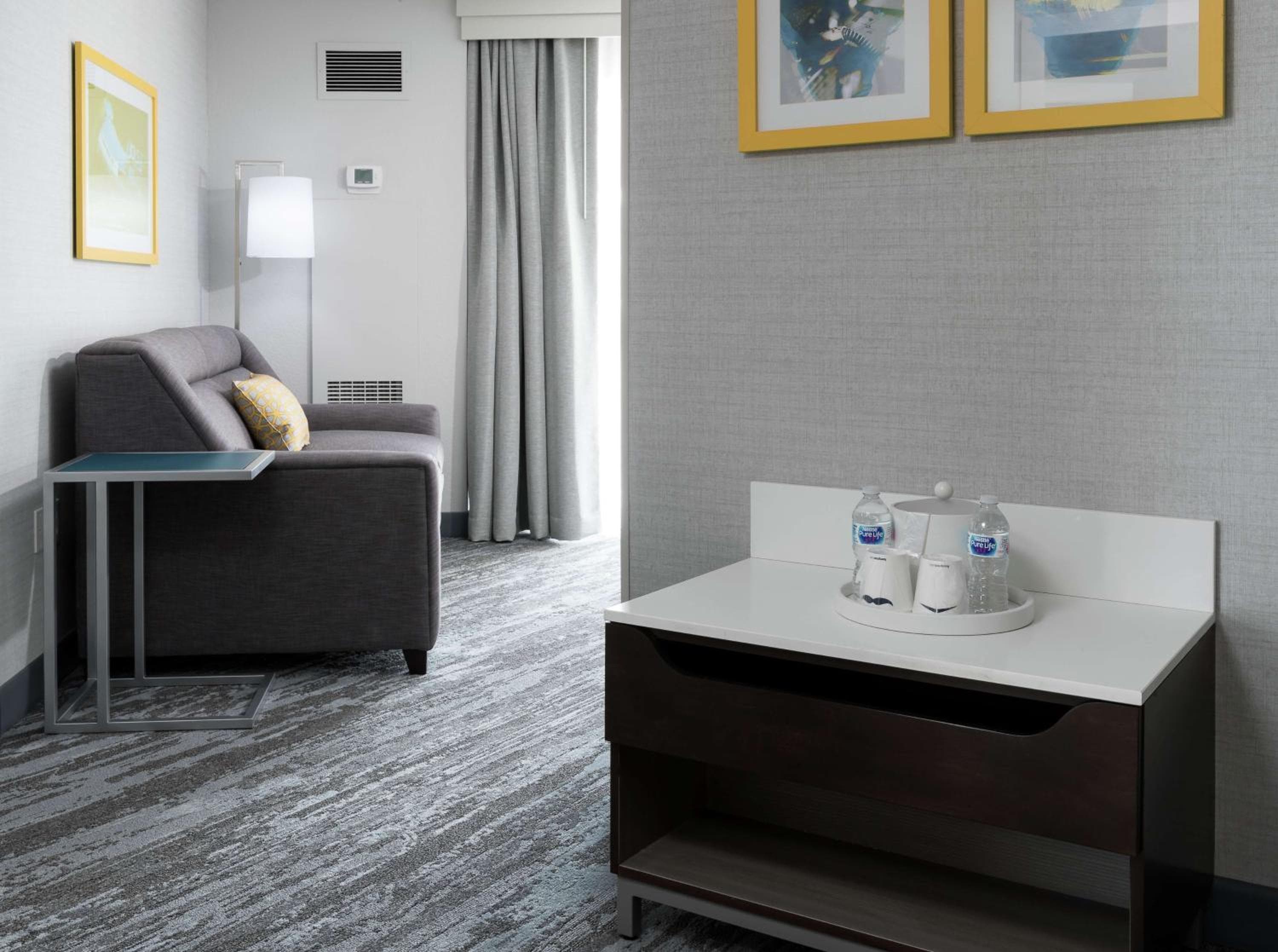 Hampton Inn & Suites Memphis at Beale Street