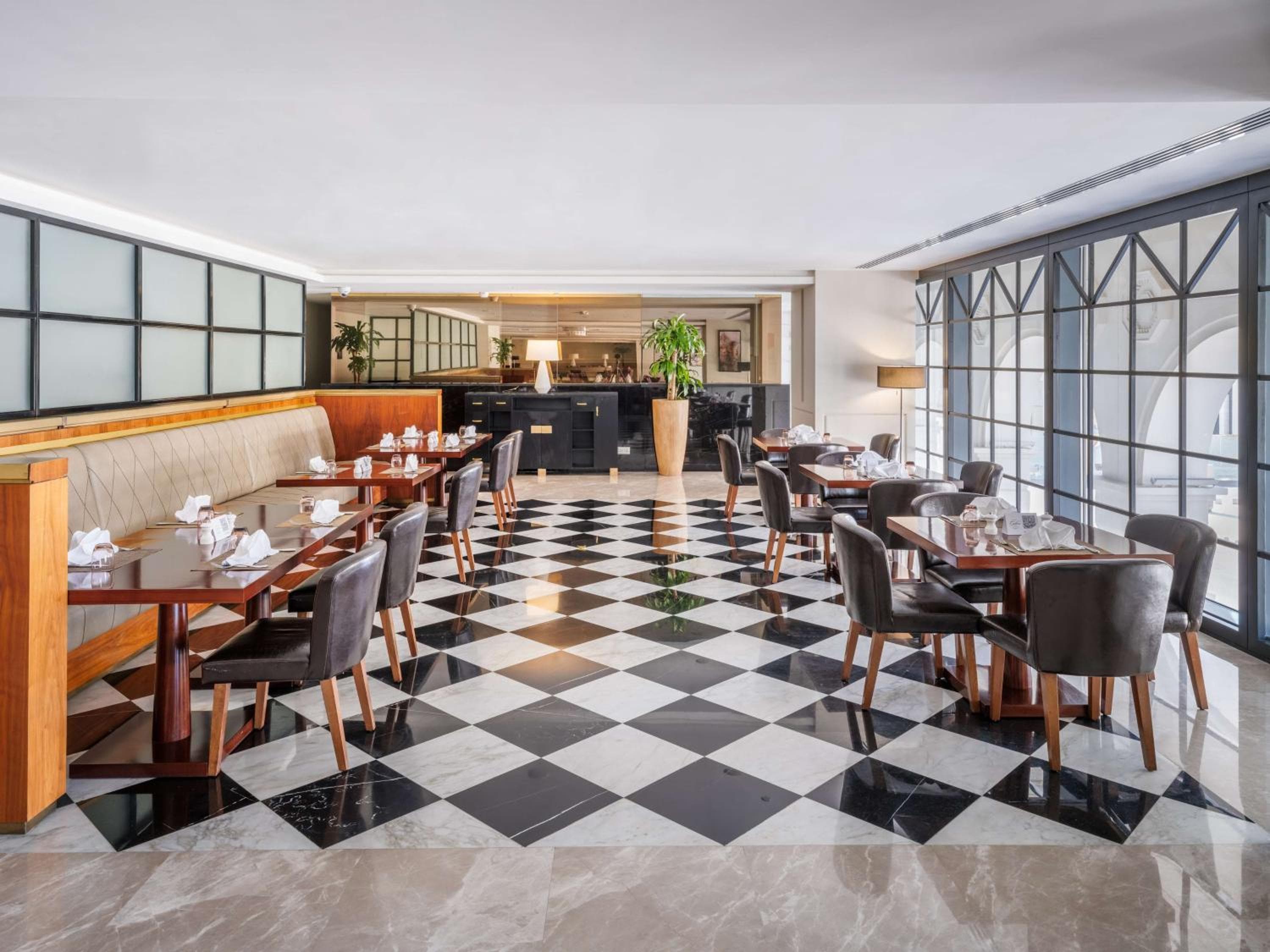 The Hotel Galleria Jeddah, Curio Collection by Hilton