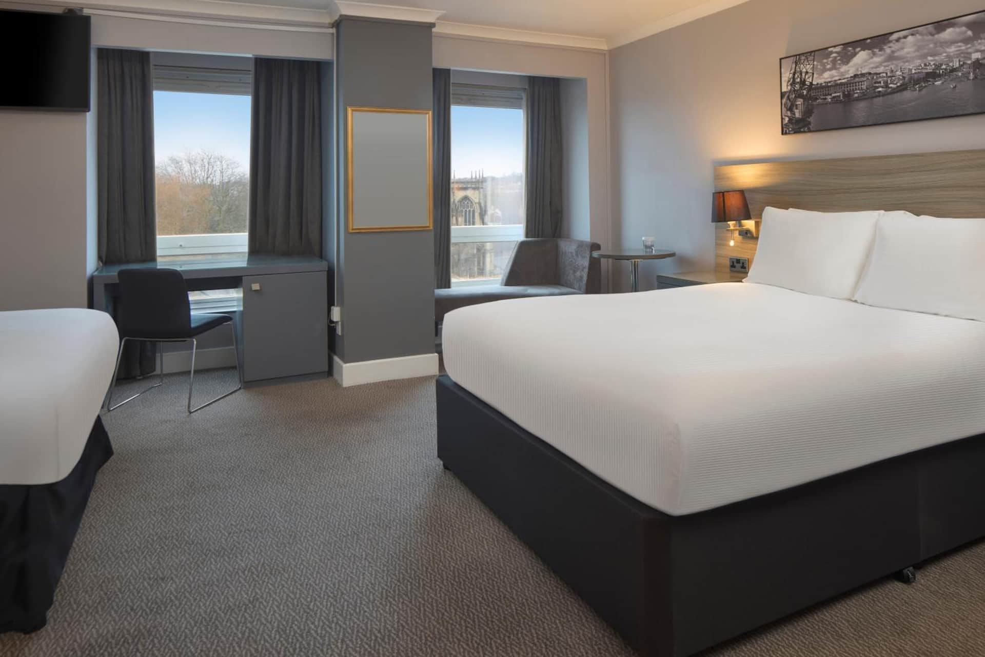 DoubleTree by Hilton Bristol City Centre