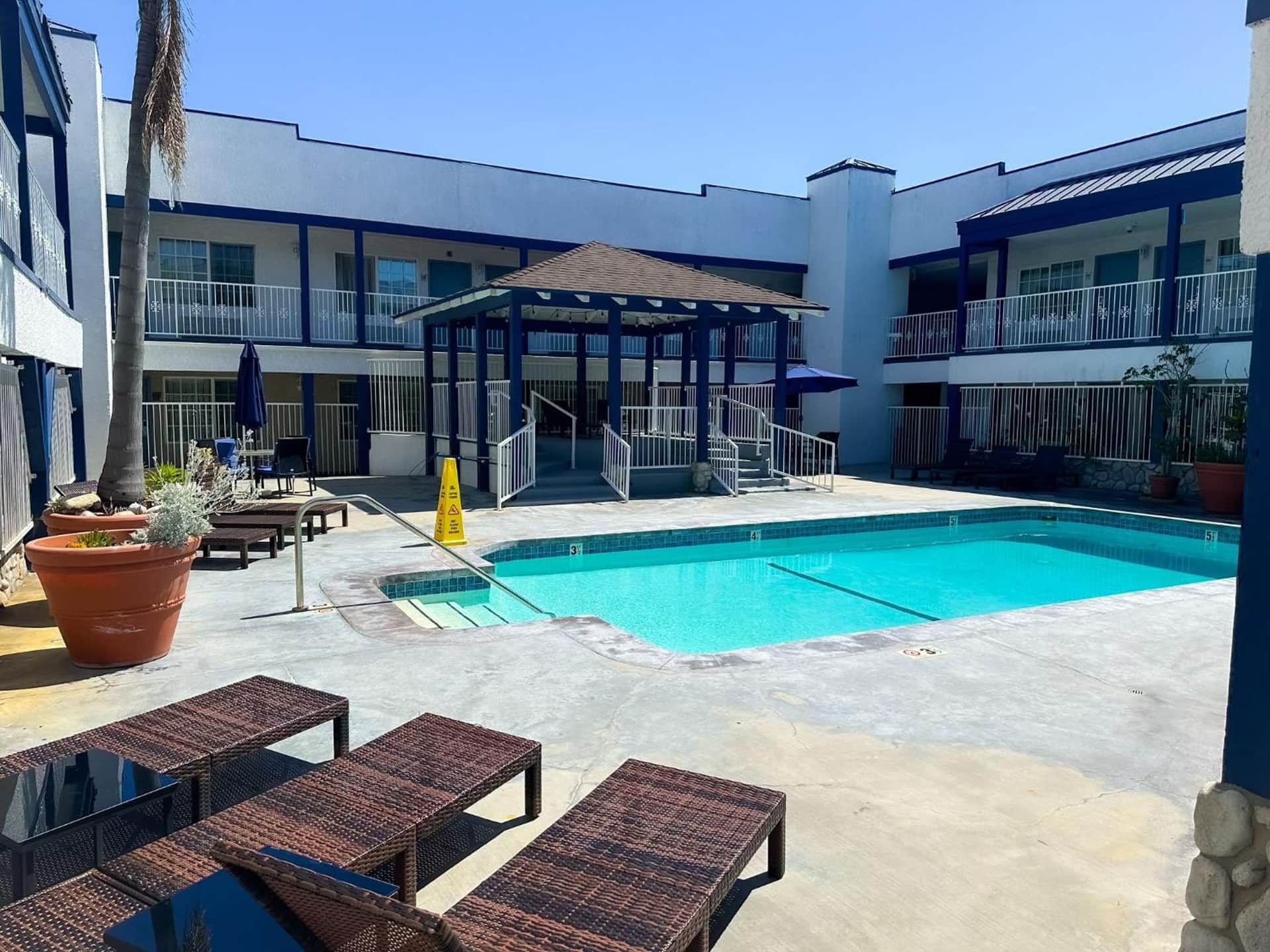 Wave Hotel Manhattan Beach