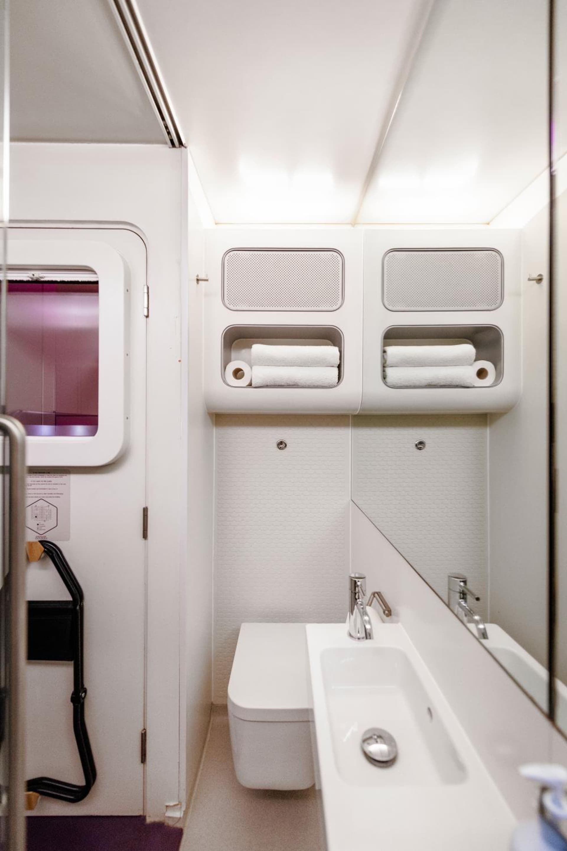 YOTELAIR London Gatwick Airport