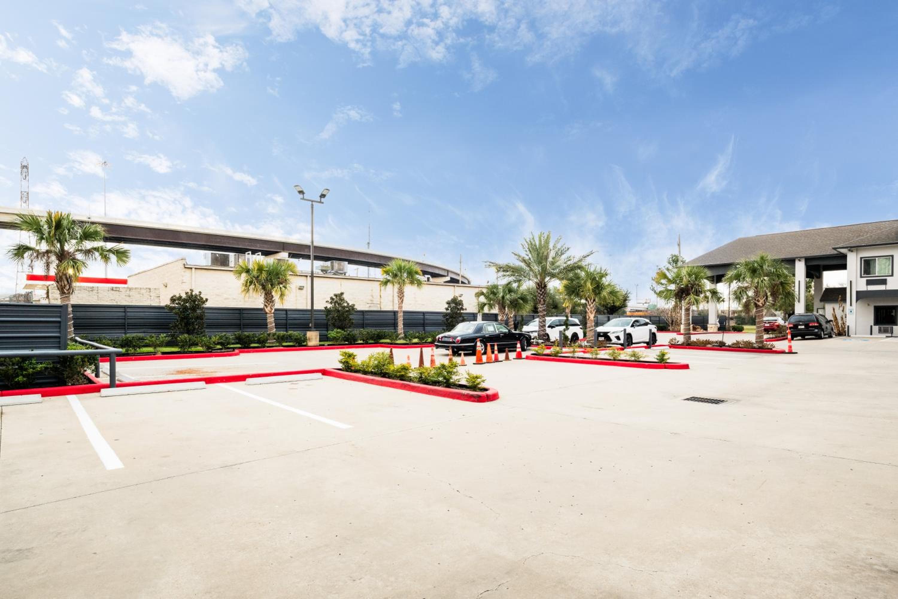 Moonlight Suites - Houston/George Bush Int'l Airport