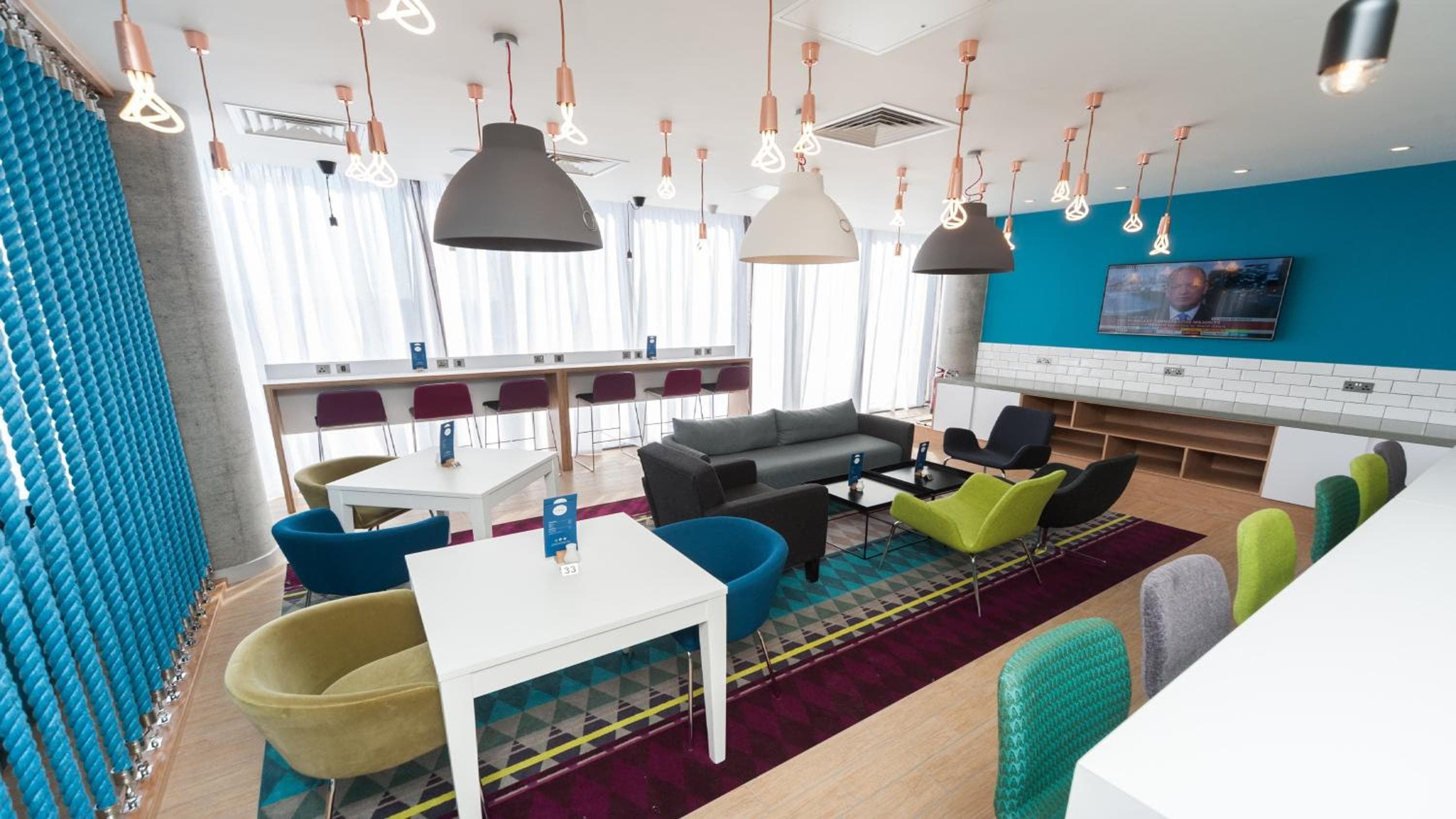 Holiday Inn Express Aberdeen Airport