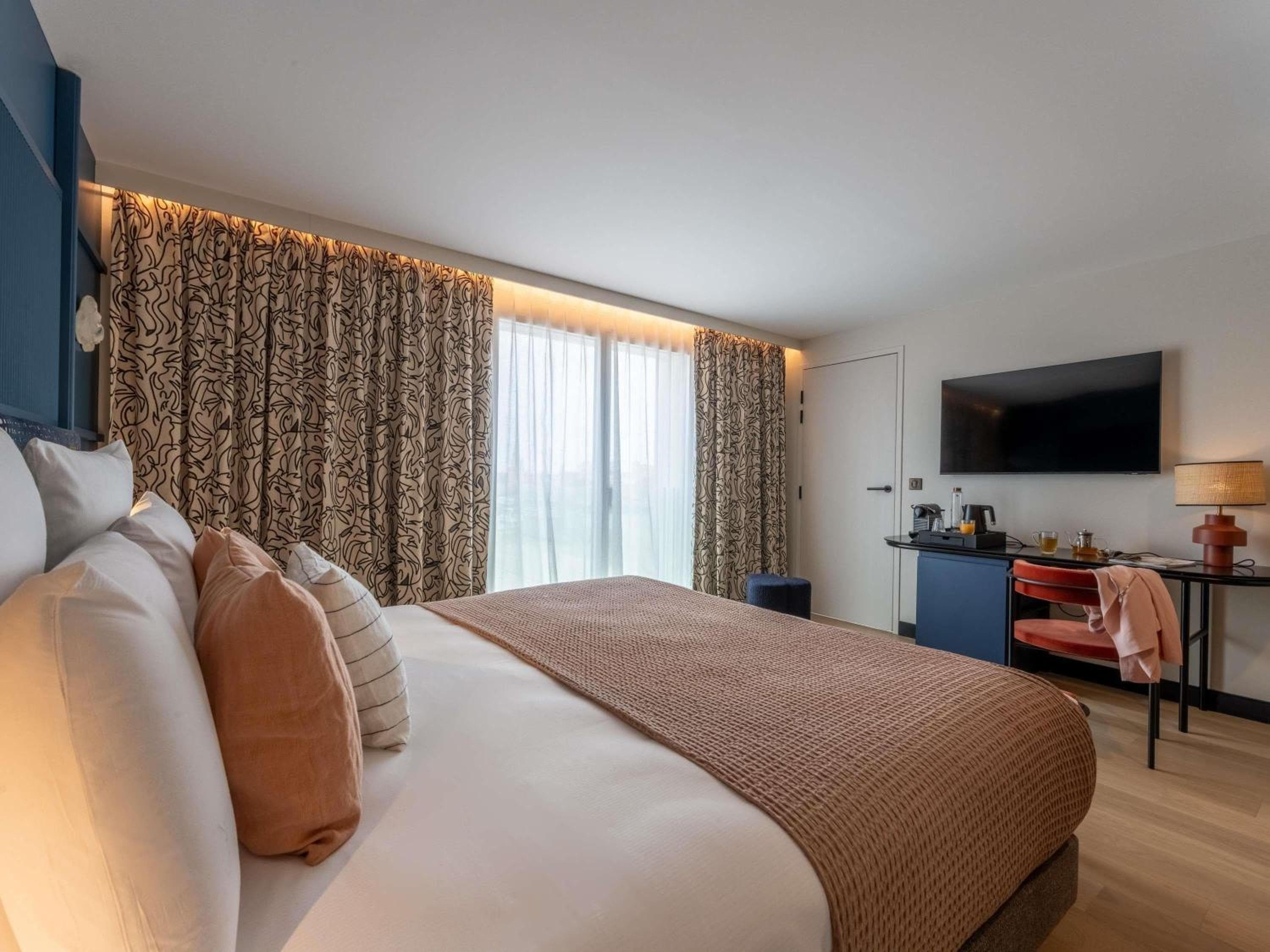 Mercure La Rochelle Vieux-Port Hotel