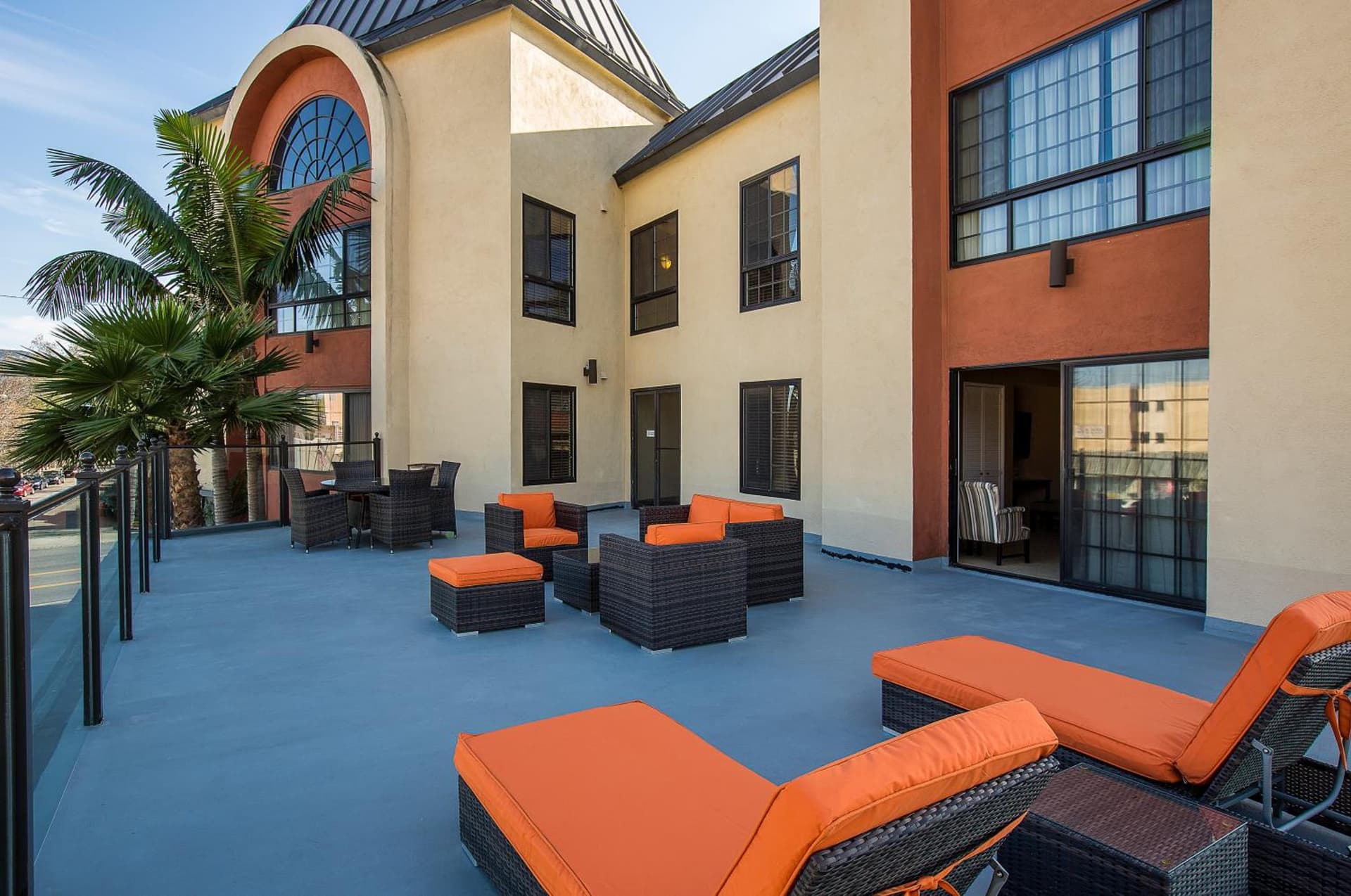 Coast Burbank Hotel