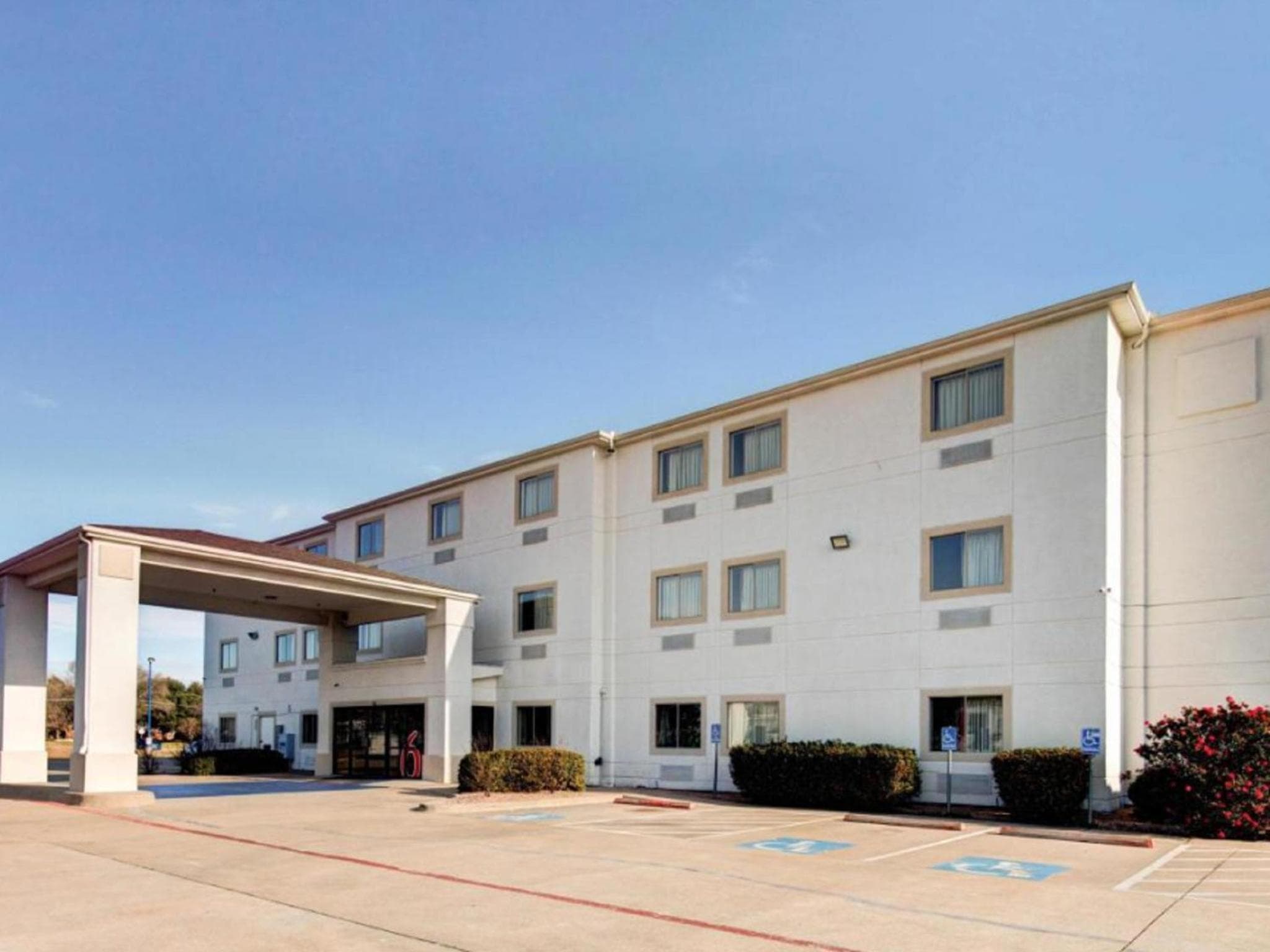 Motel 6-Woodway, TX