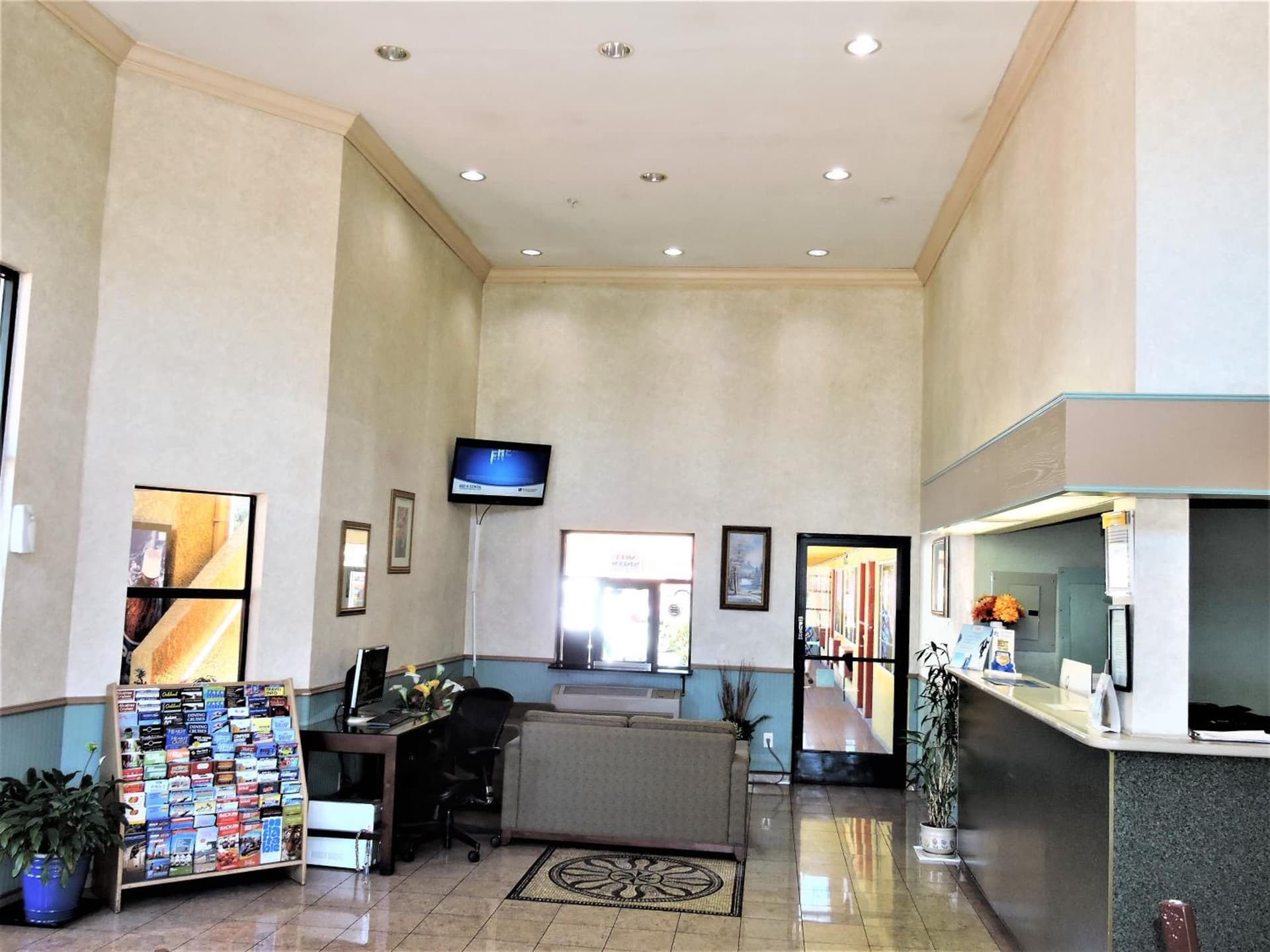 Mission Inn and Suites