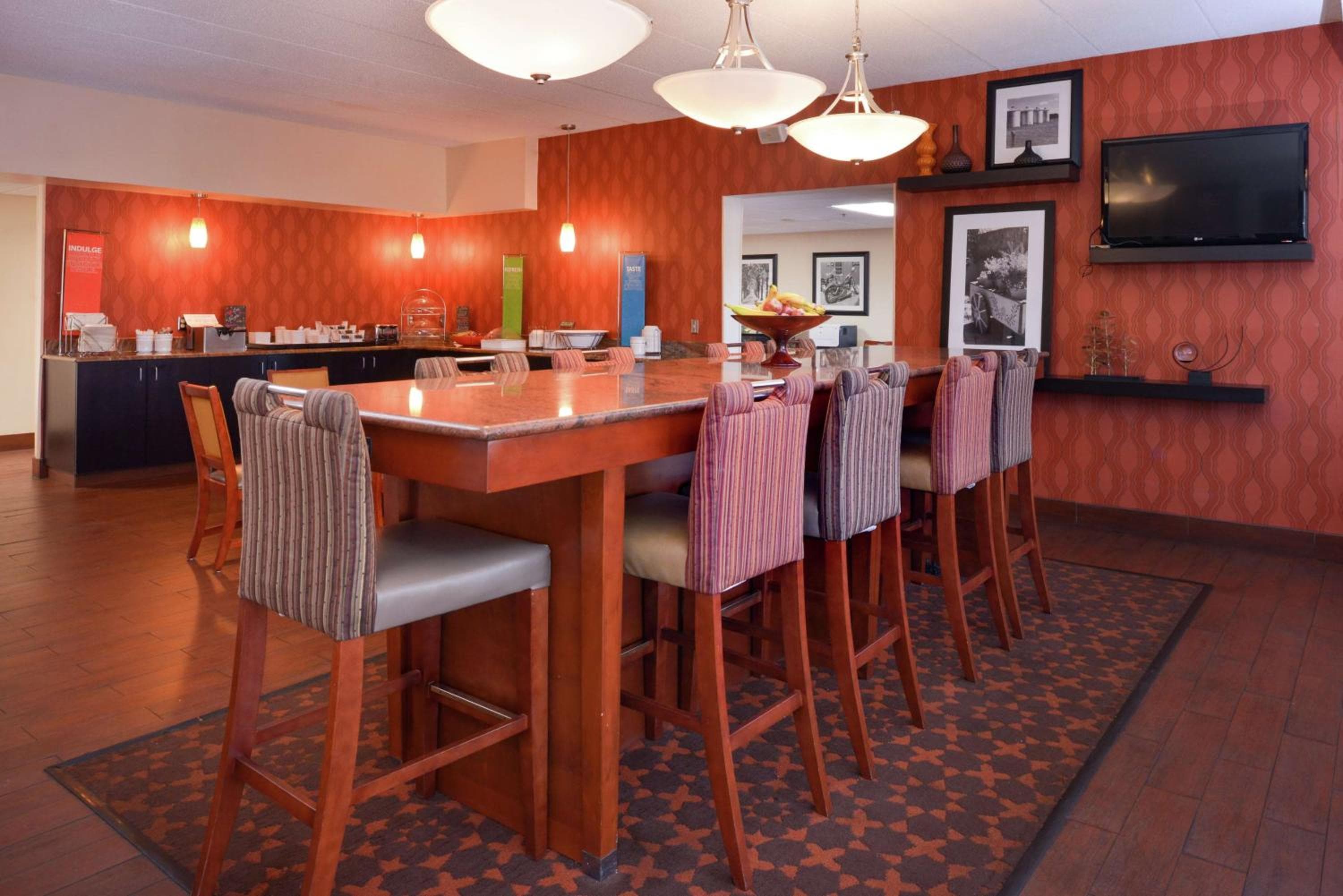 Hampton Inn Columbus-East