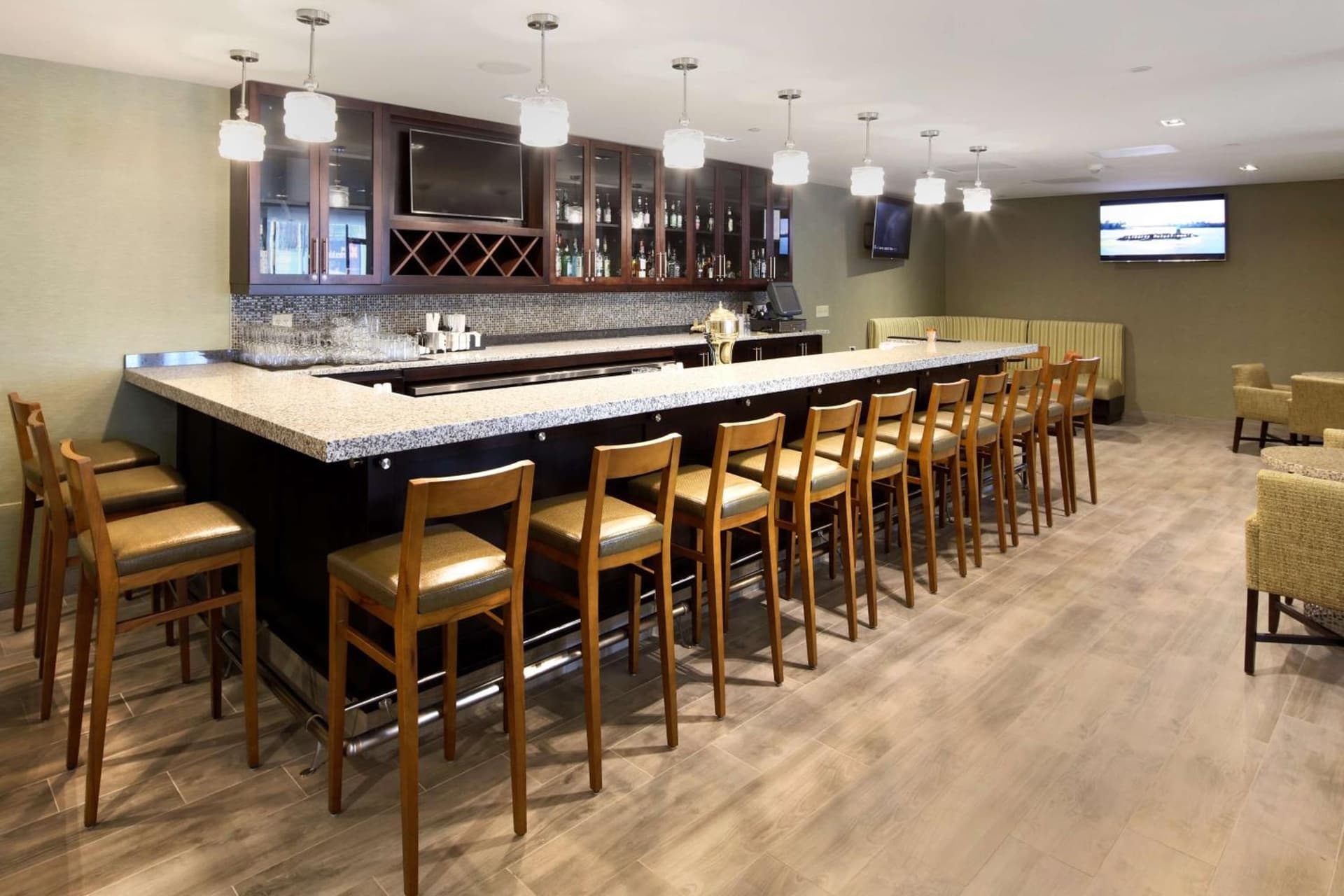 Hilton Garden Inn Reagan National Airport