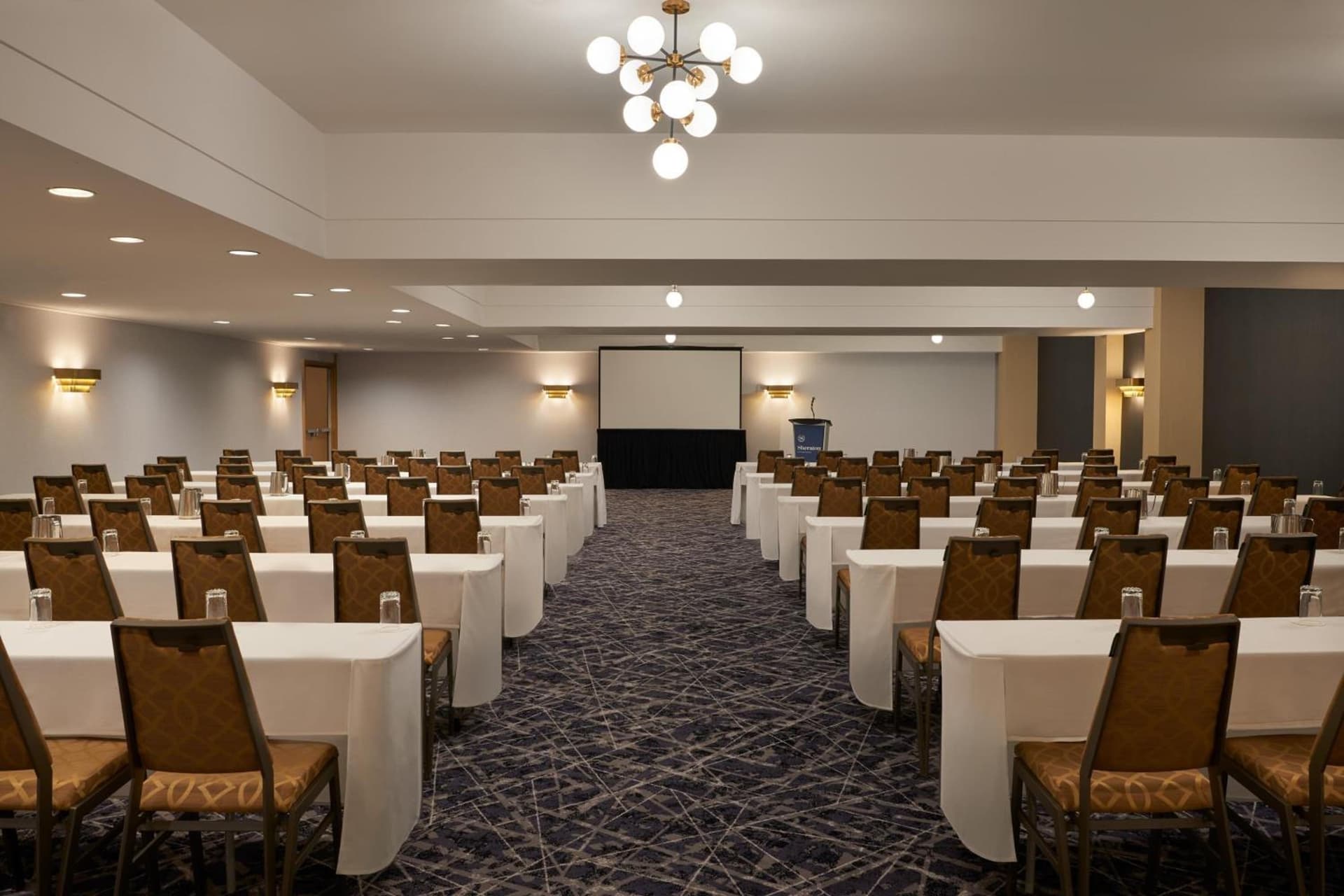 Sheraton Ottawa Hotel