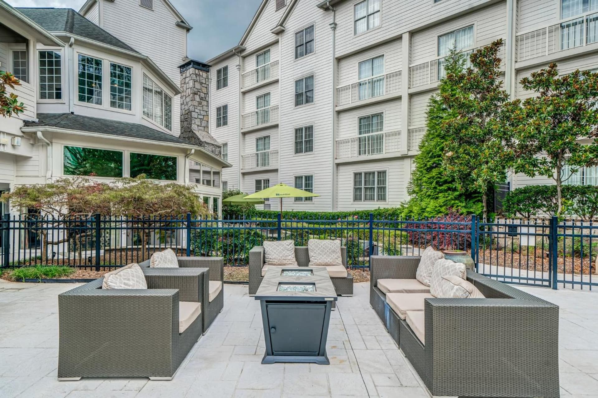 Hotel Indigo Atlanta-Vinings Ballpark Area by IHG