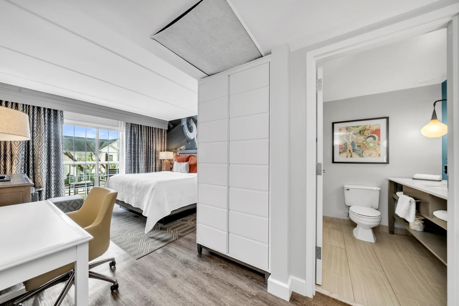 Hotel Indigo Atlanta-Vinings Ballpark Area by IHG
