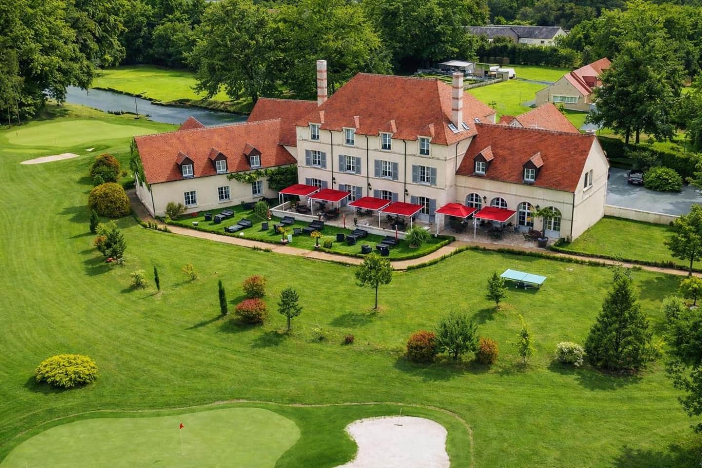 Logis Hôtel - Domaine de l'Orangerie