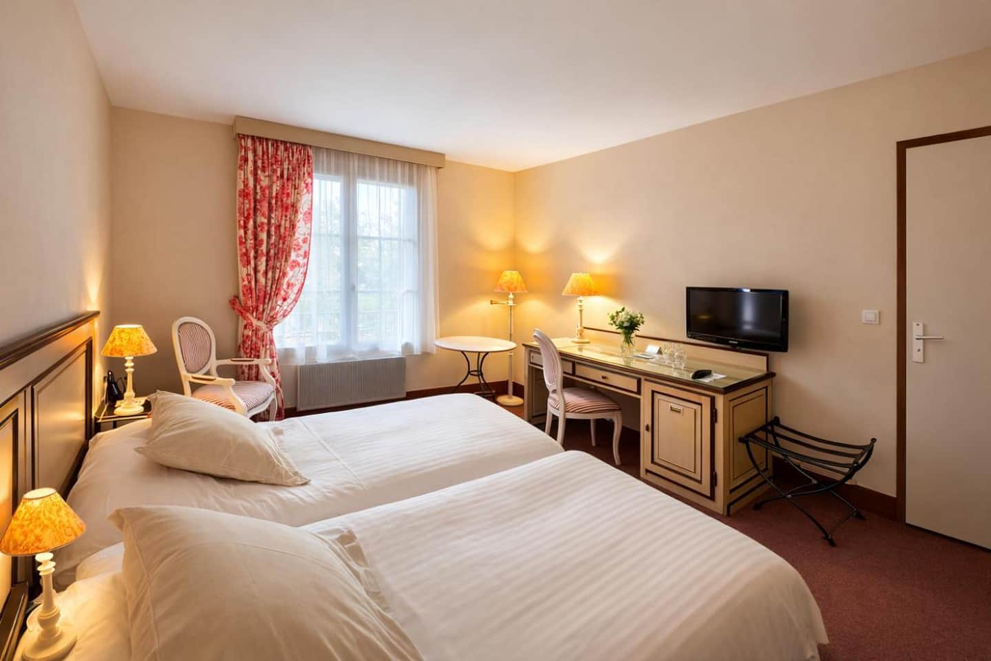 Logis Hôtel - Domaine de l'Orangerie