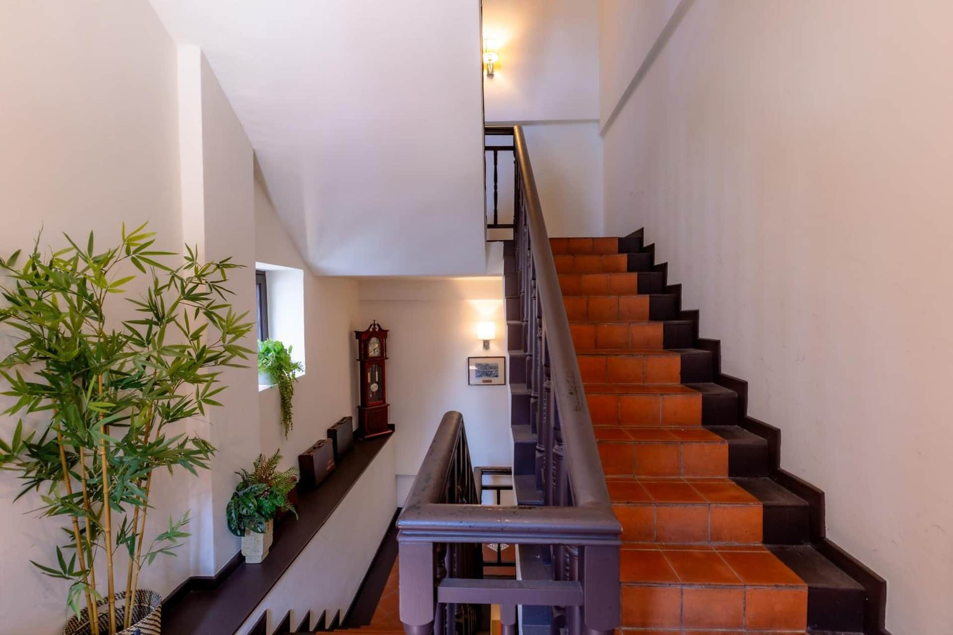 iNN at Temple St by Q Loft