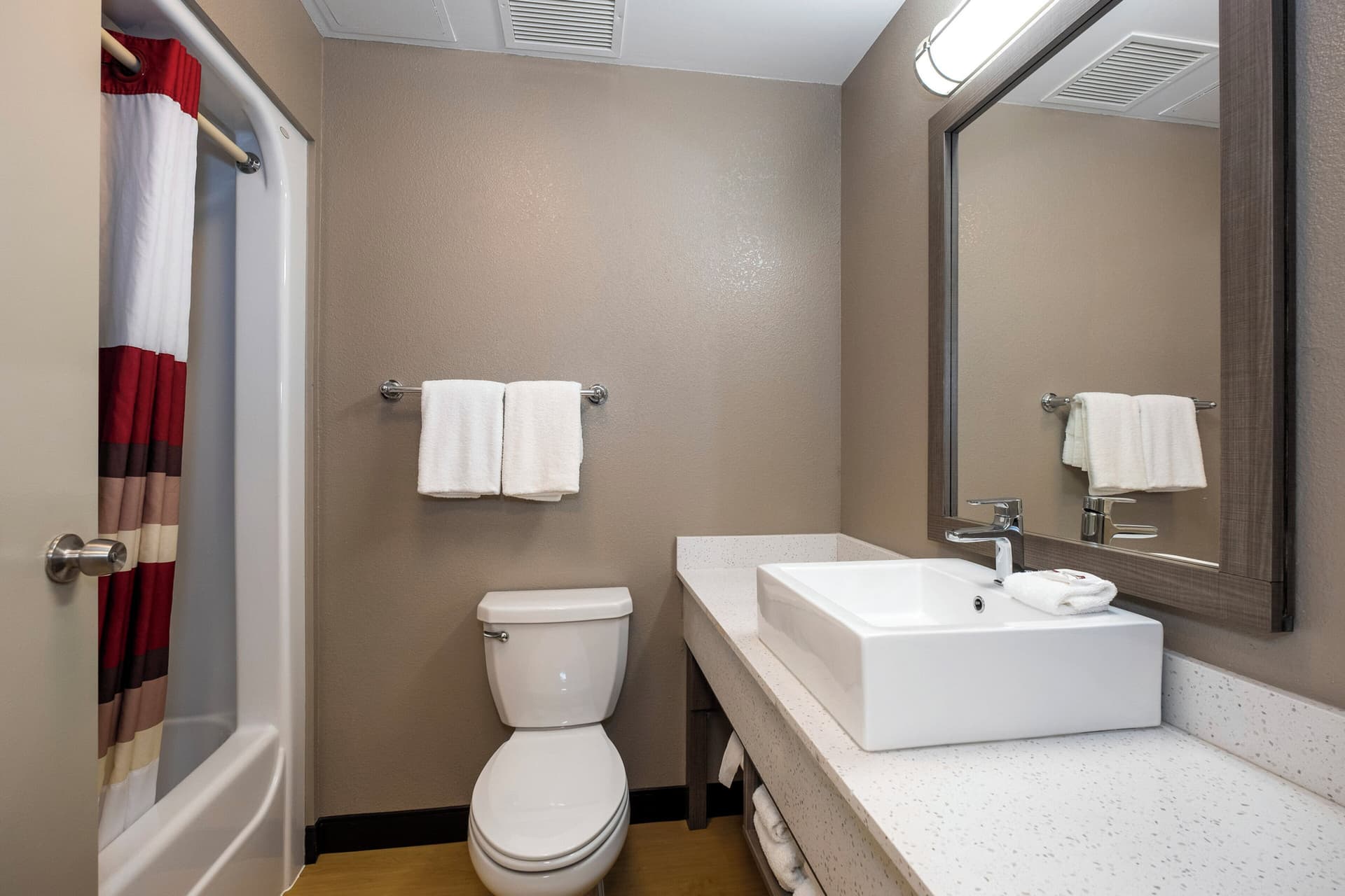 Red Roof Inn PLUS Boston - Mansfield - Foxboro