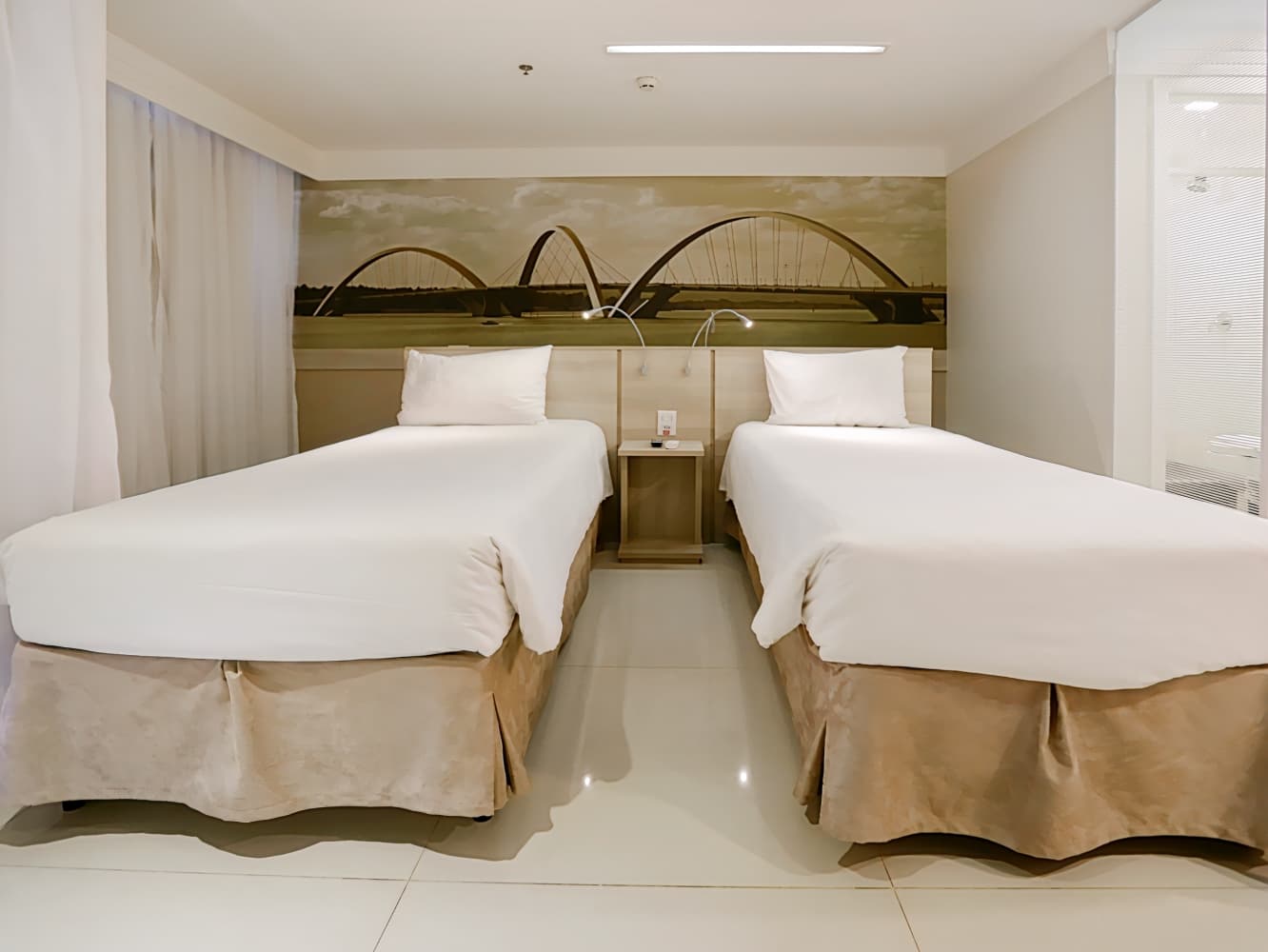 Mercure Brasilia Lider