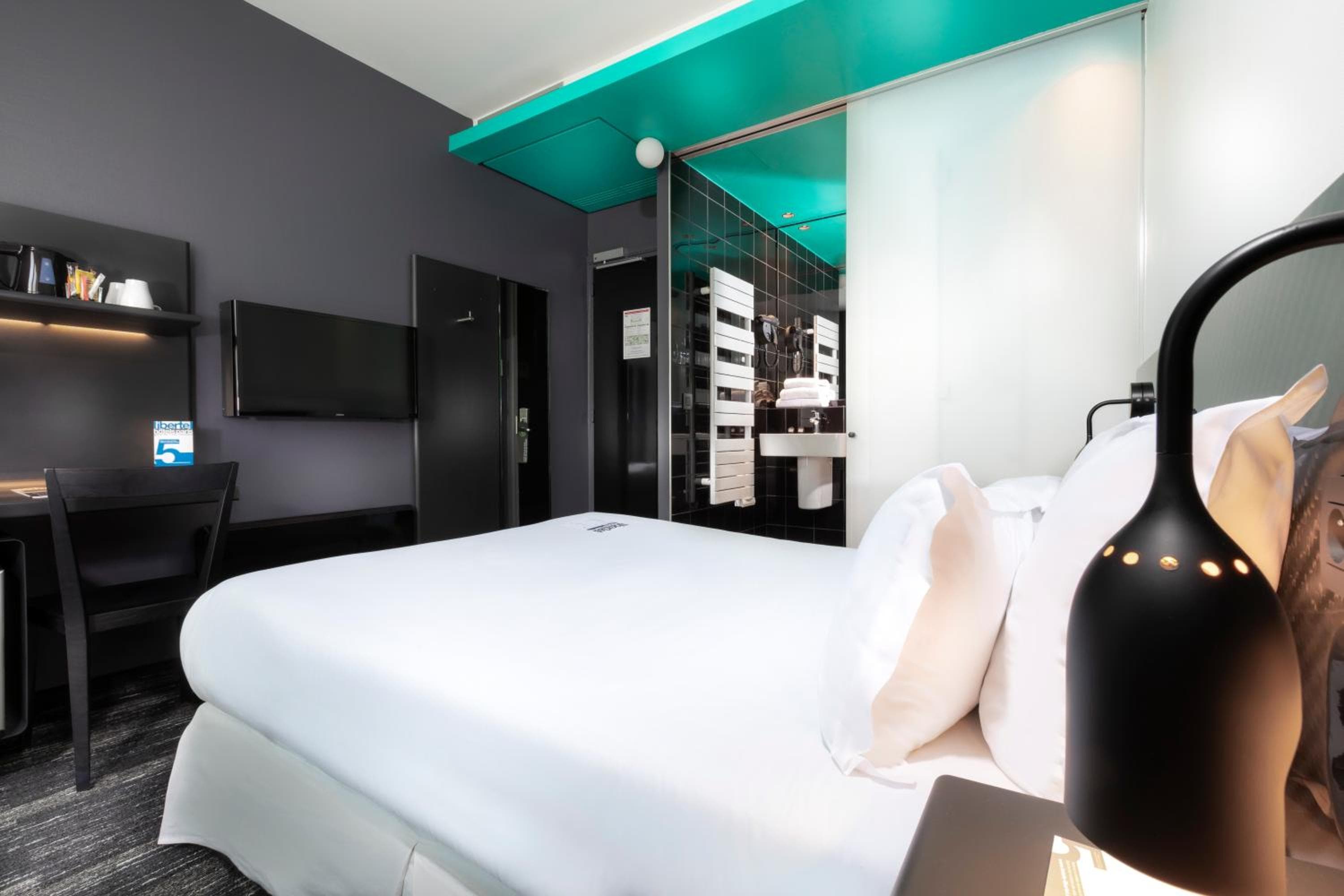 Libertel Gare de L'Est Français