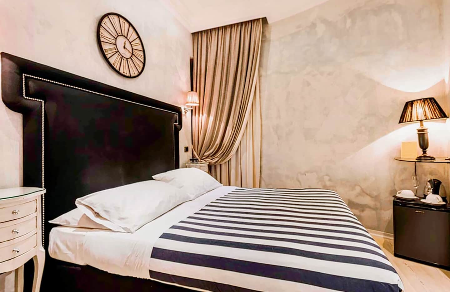 Mdm Guesthouse