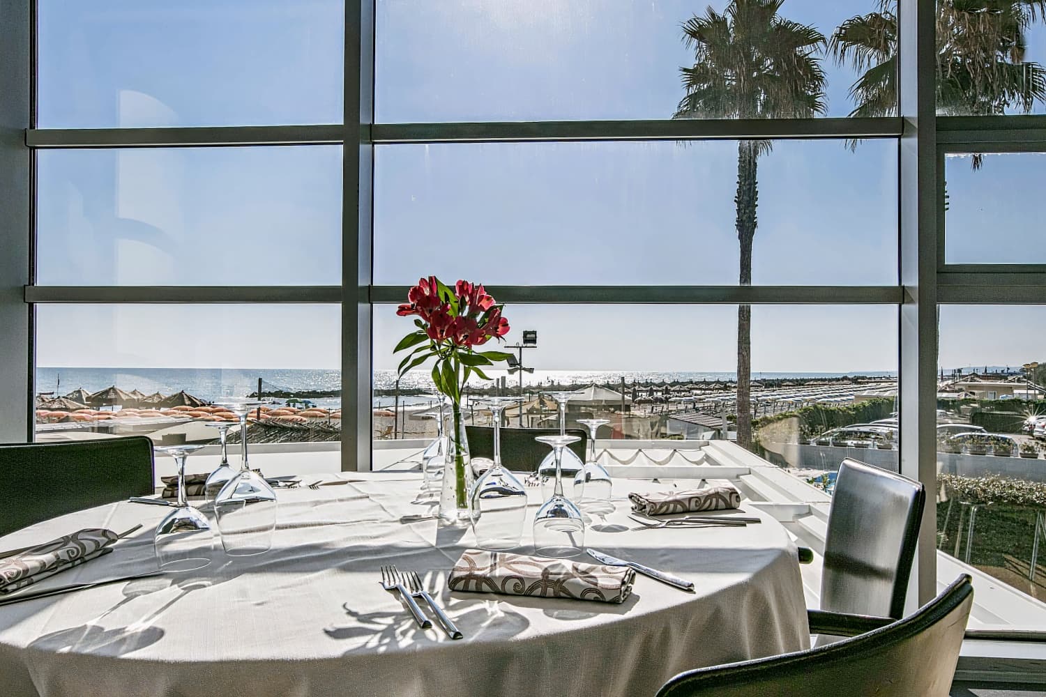 Sea Lion Hotel