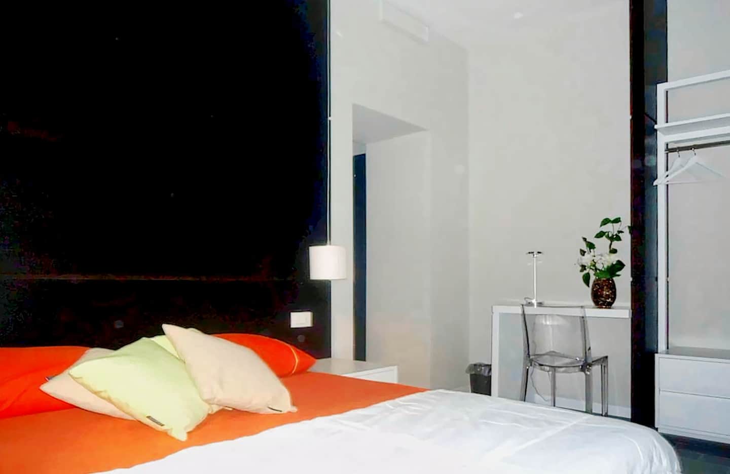 Dea Roma Inn