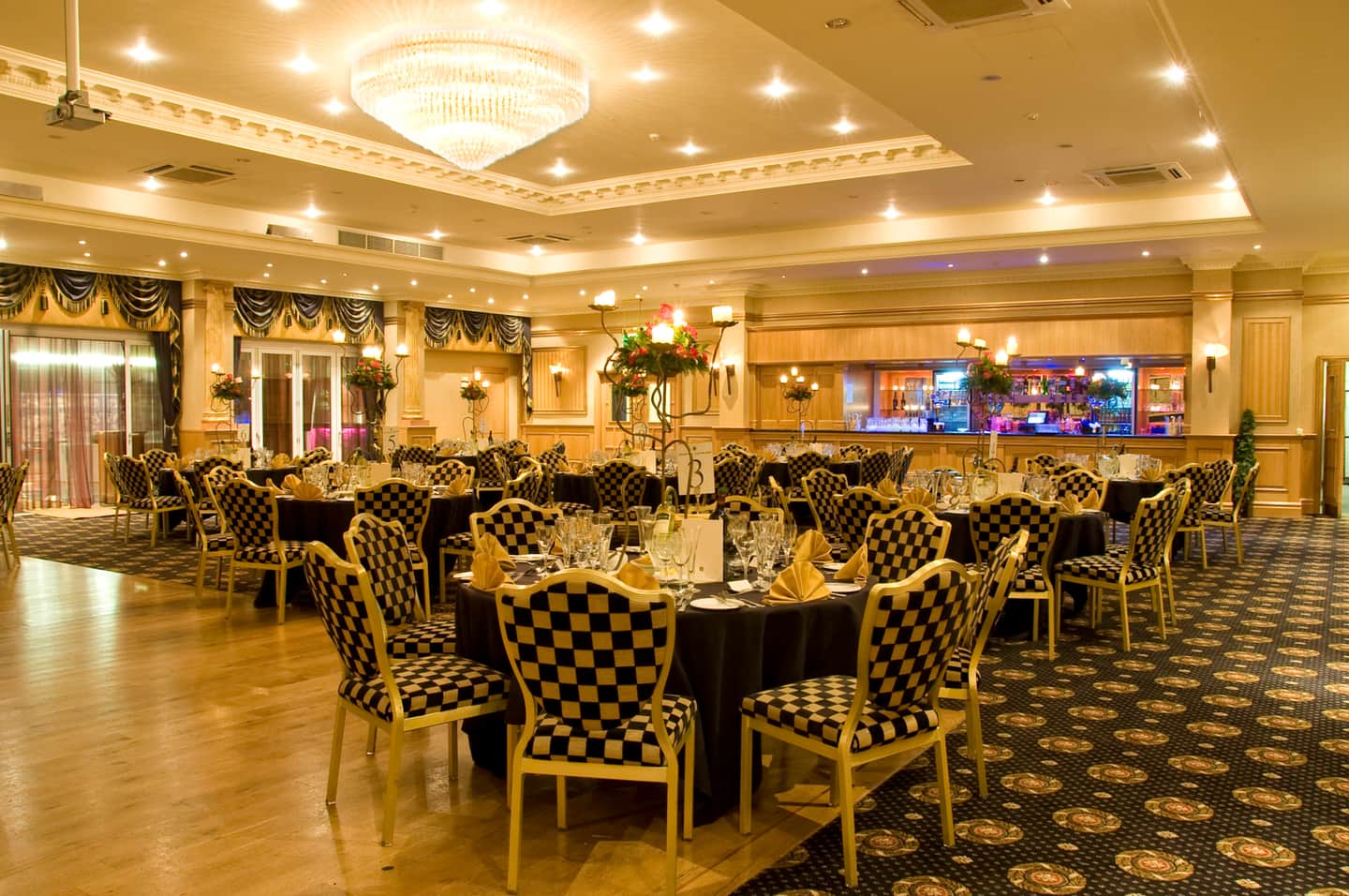 Best Western Premier Queen Hotel