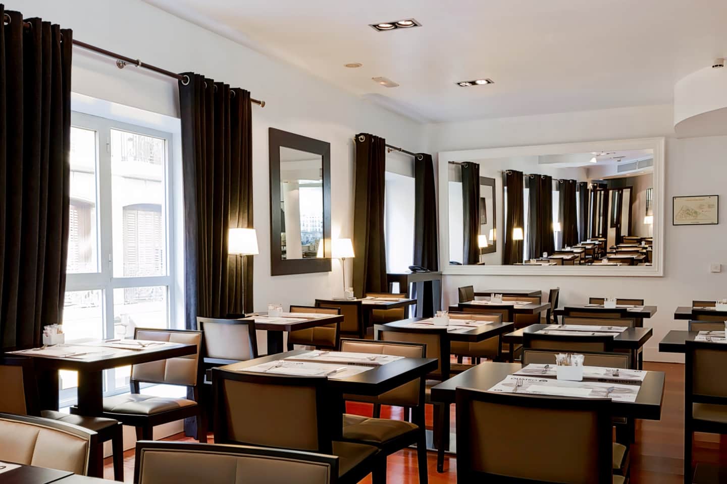 Hotel Quatro Puerta Del Sol