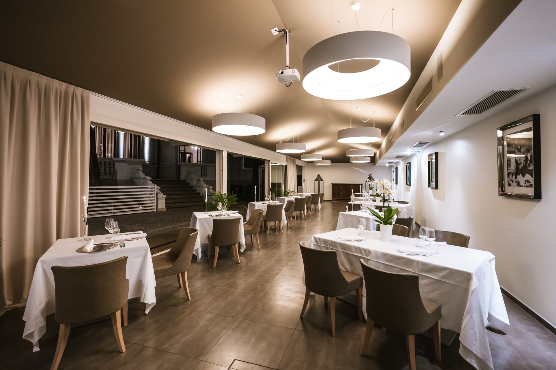 Hotel de la Ville